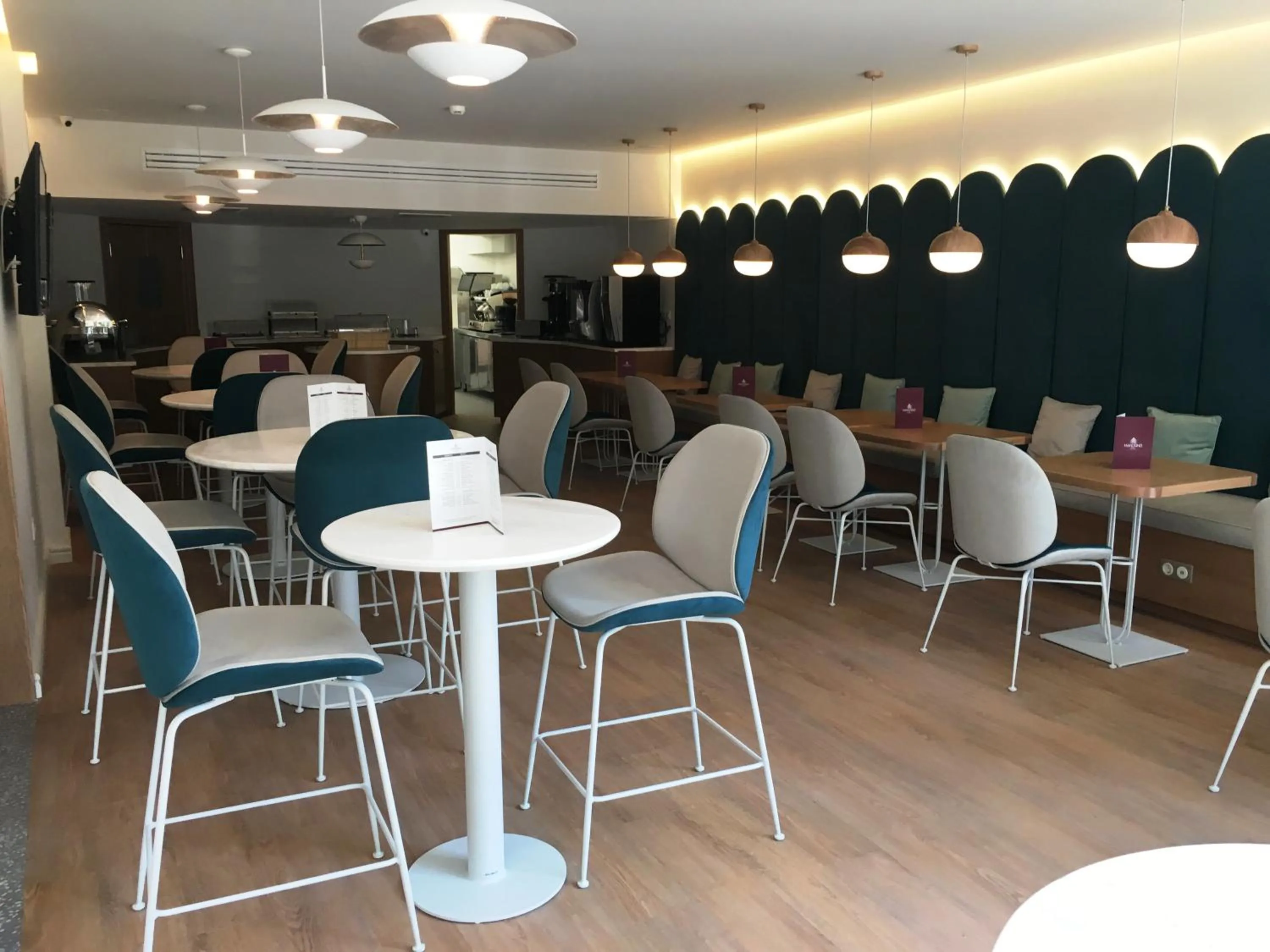 Restaurant/places to eat in Mandrino Hotel