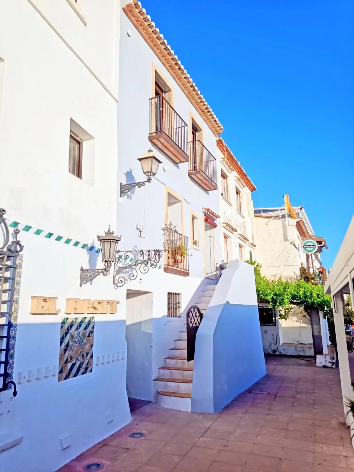 Property building in Coqueta Casita de Pescadores frente al Puerto