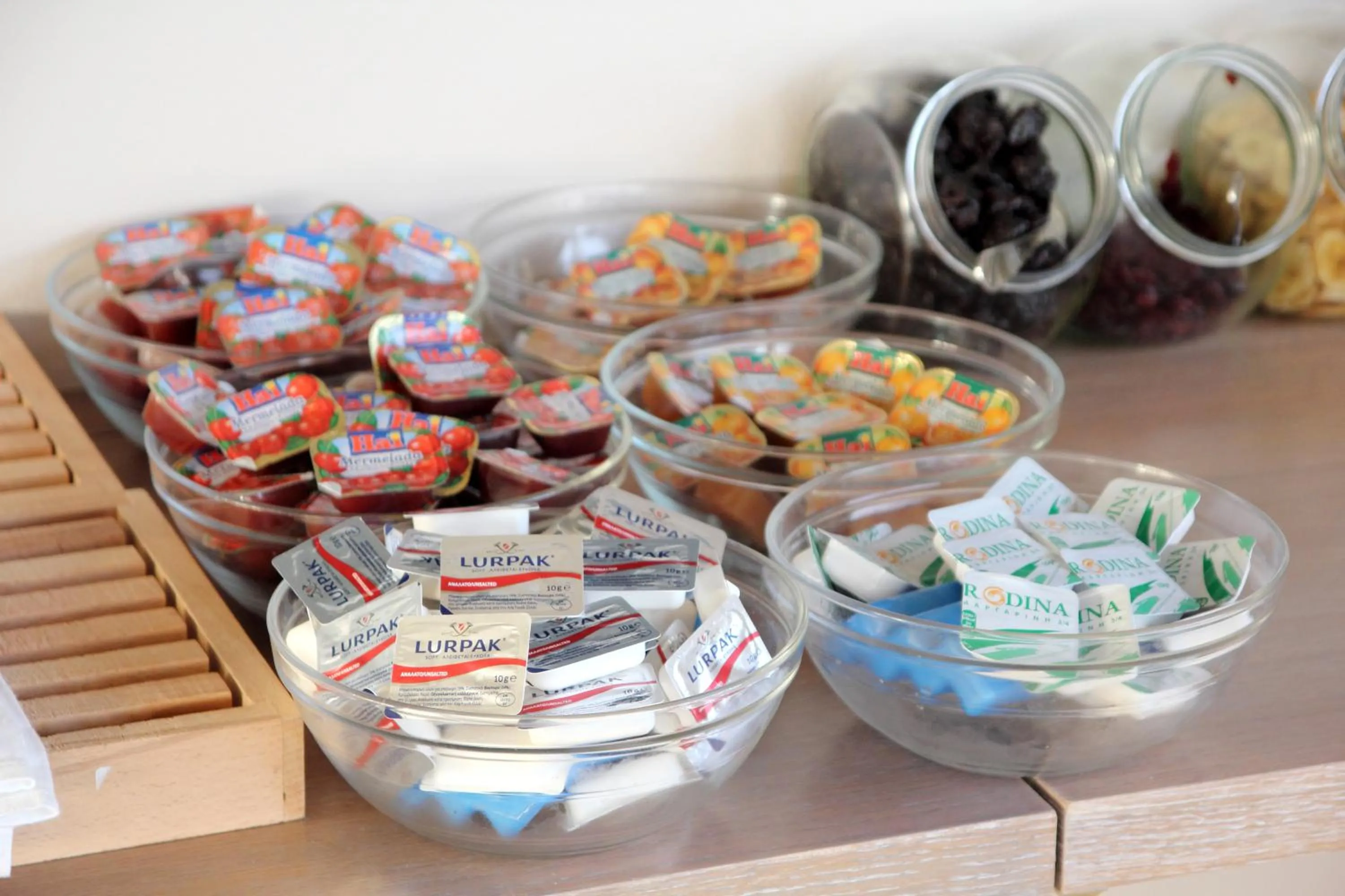 Continental breakfast in Renieris Hotel