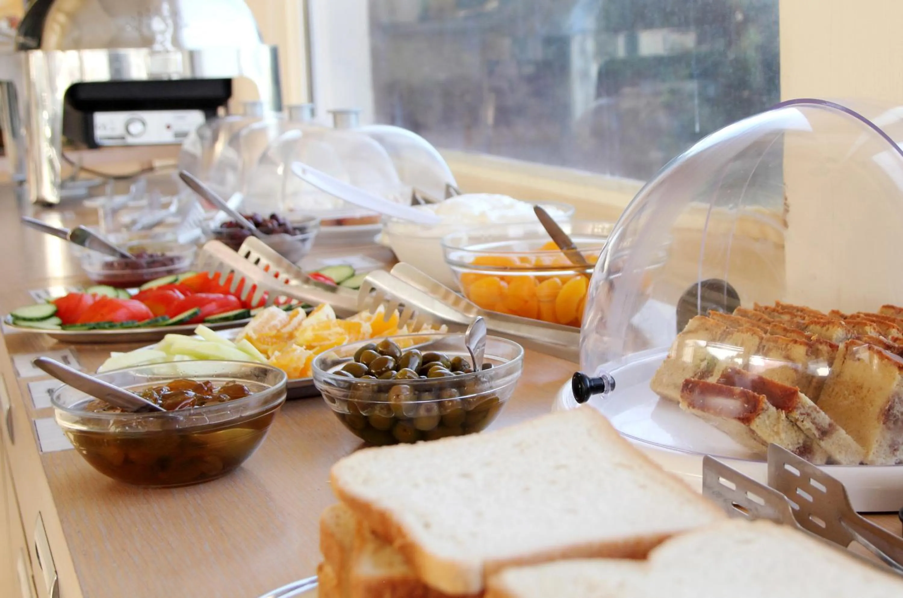 Continental breakfast in Renieris Hotel