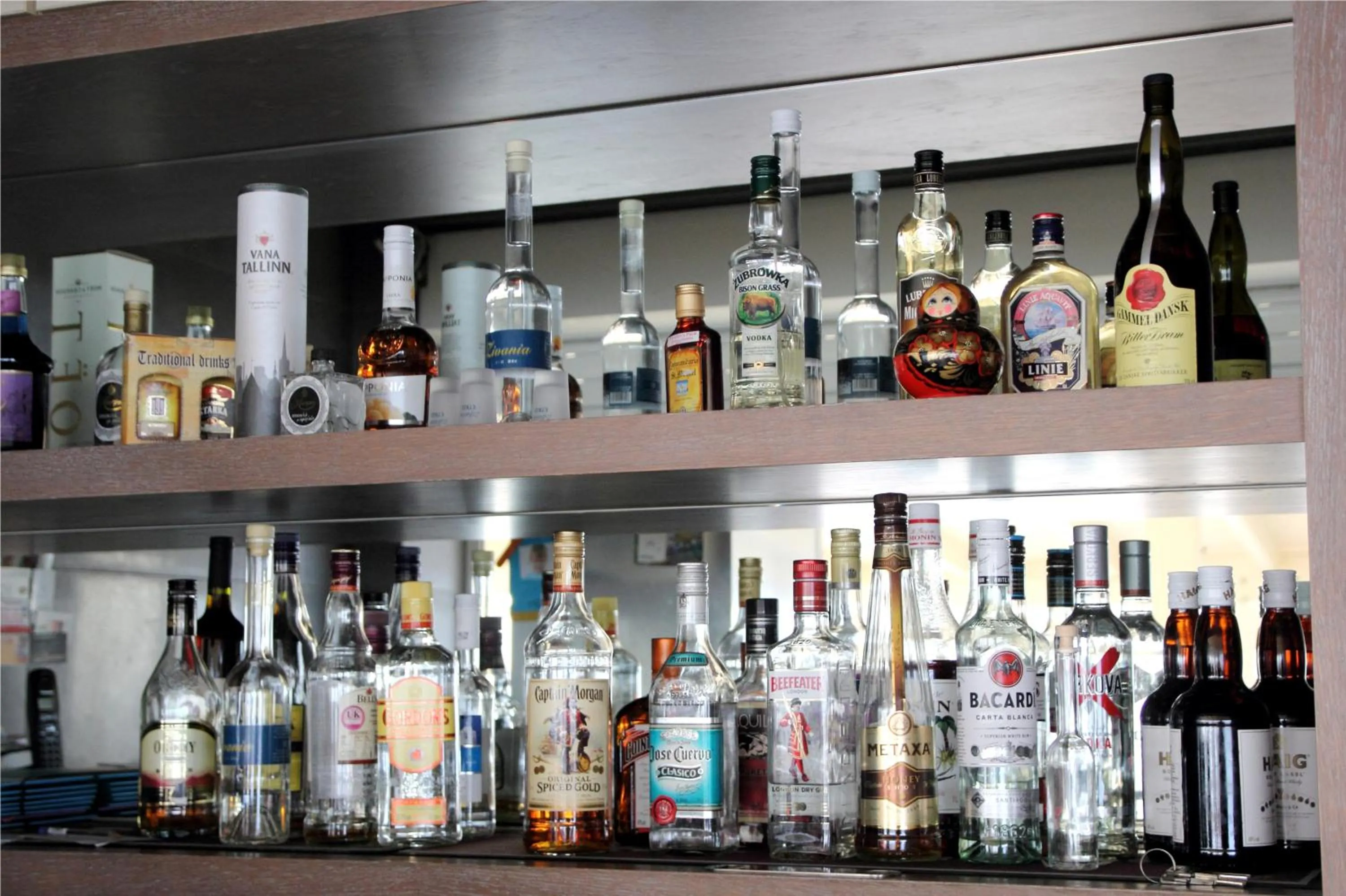 Alcoholic drinks in Renieris Hotel