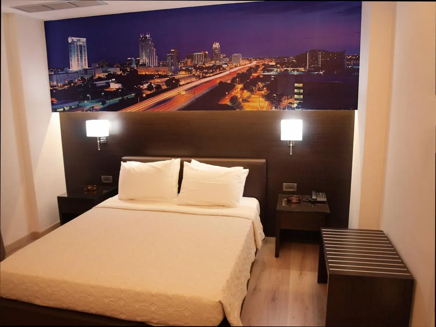 Bed in Athens City Hotel Bed in Athens City Hotel