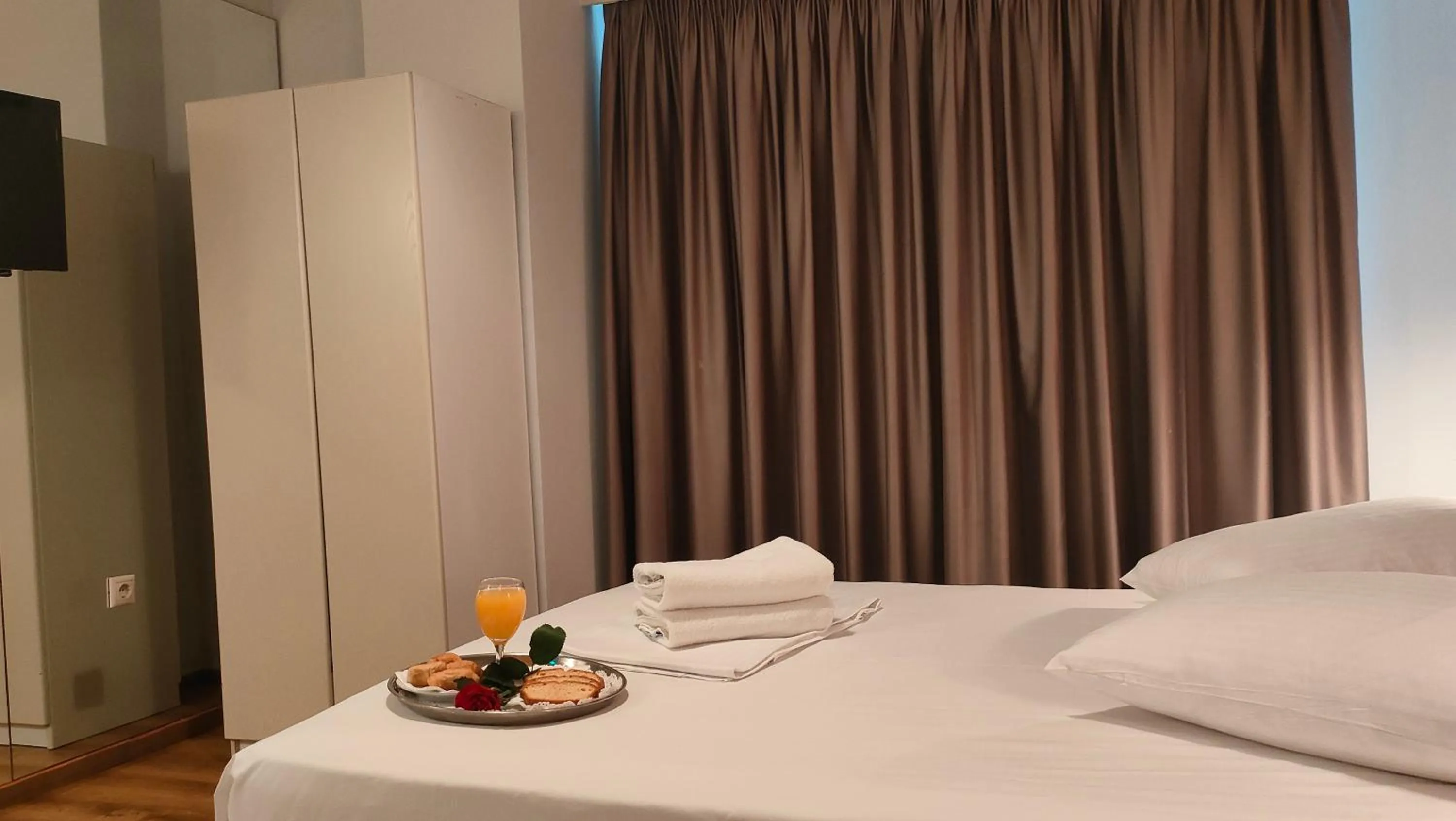 Bed in Athens City Hotel