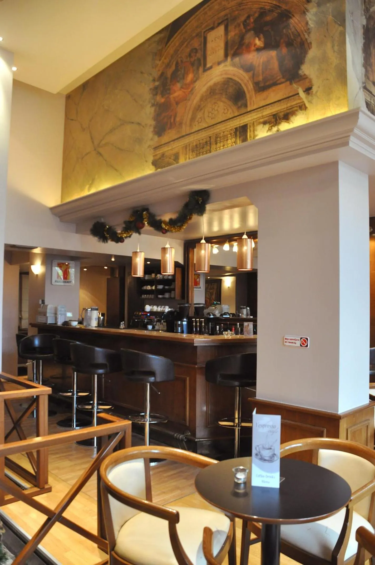 Lounge or bar in Athens City Hotel