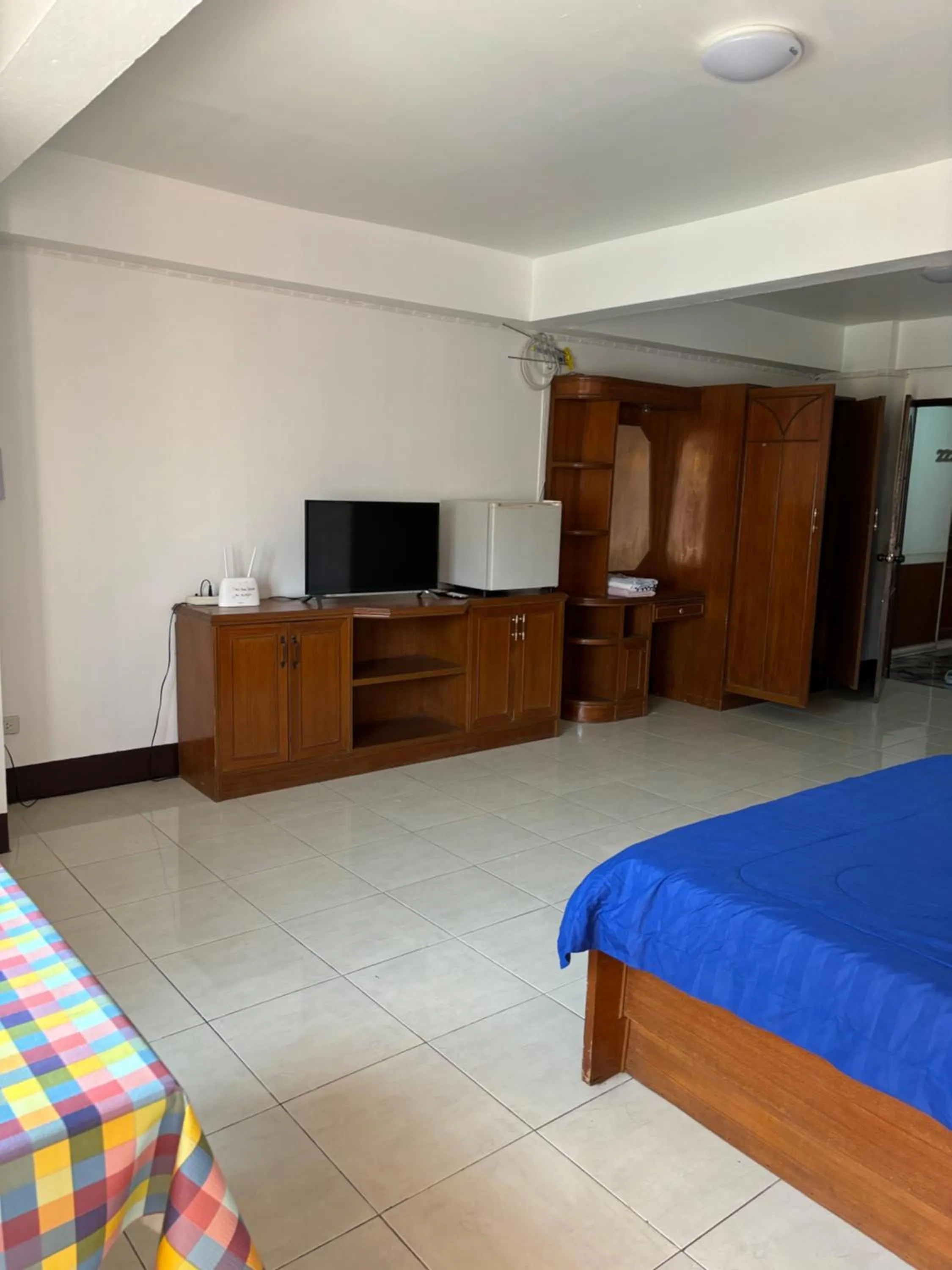 Photo of the whole room, Bed in My Hotel Bangkok Noi