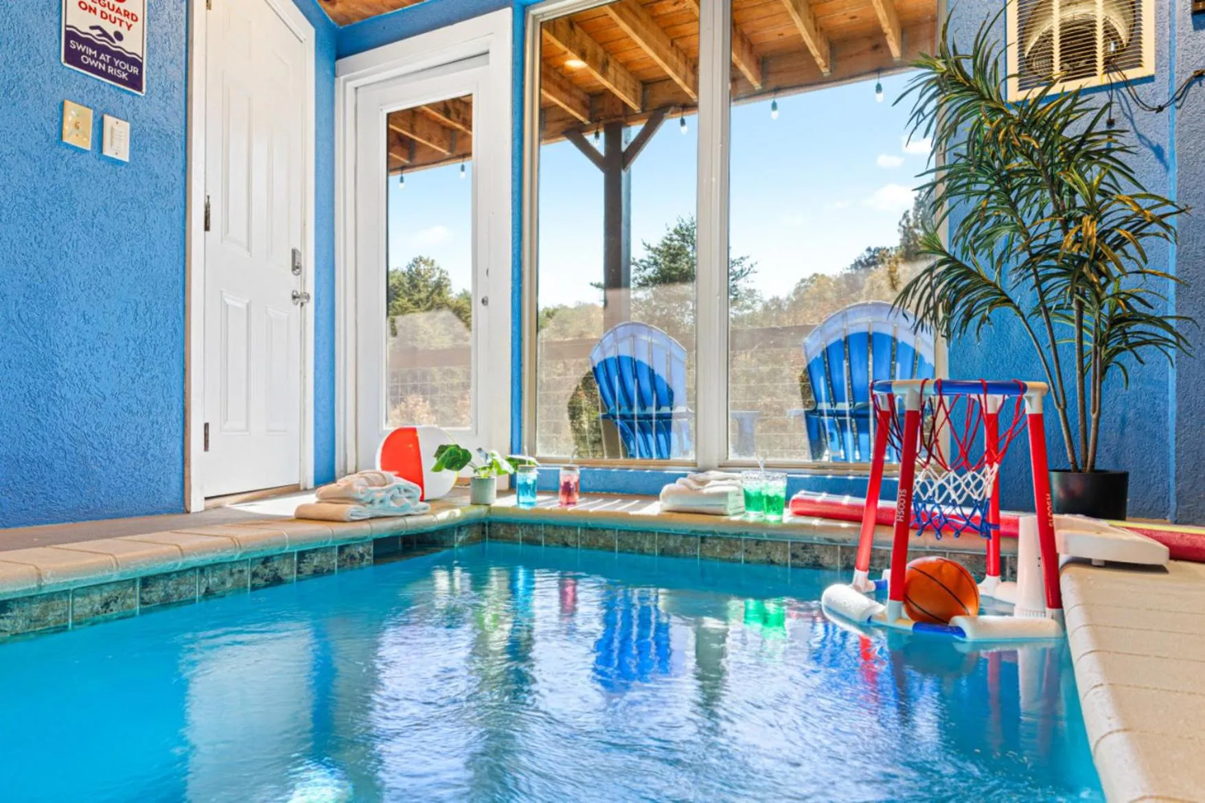 Day in Family Oasis By Ghosal Luxury Lodging
