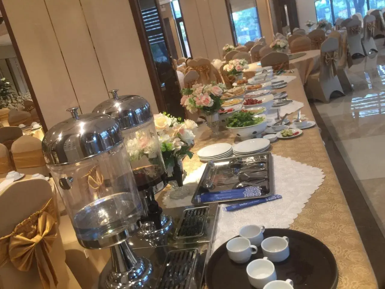 Food in Quynh Trang Hung Yen Hotel Food in Quynh Trang Hung Yen Hotel