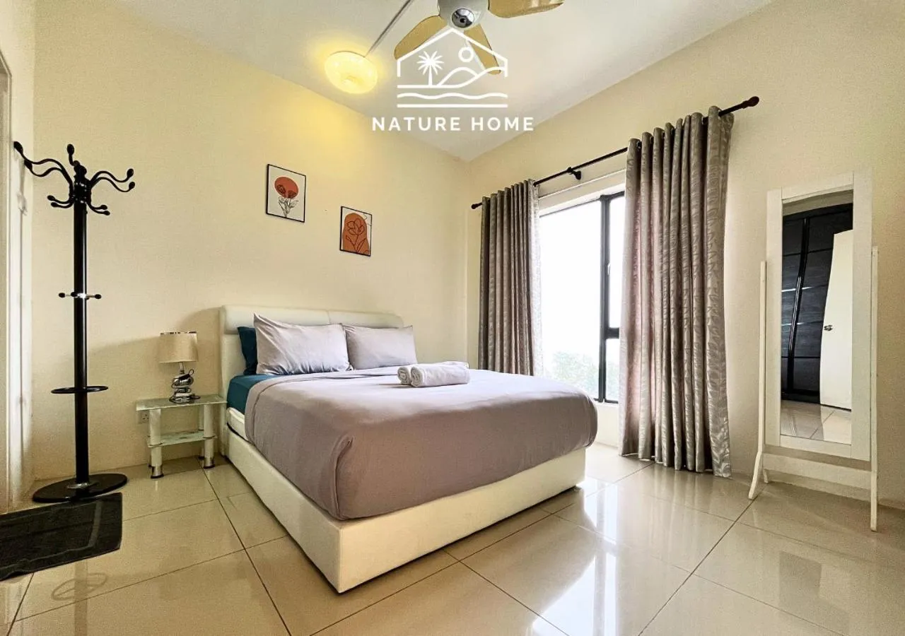 Bed in Nature Home - Swiss Garden Resort Residences - Weekend Free Breakfast