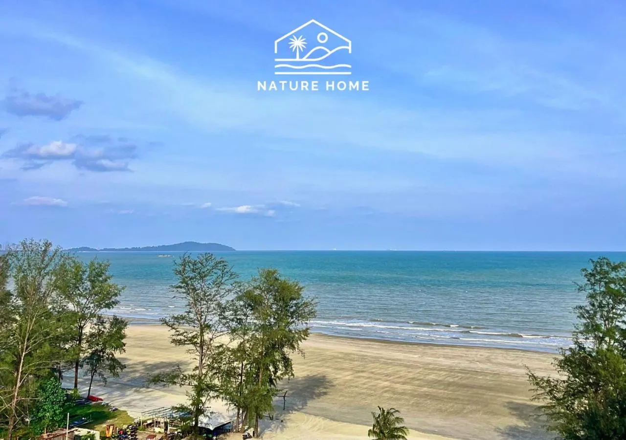 Natural landscape in Nature Home - Swiss Garden Resort Residences - Weekend Free Breakfast