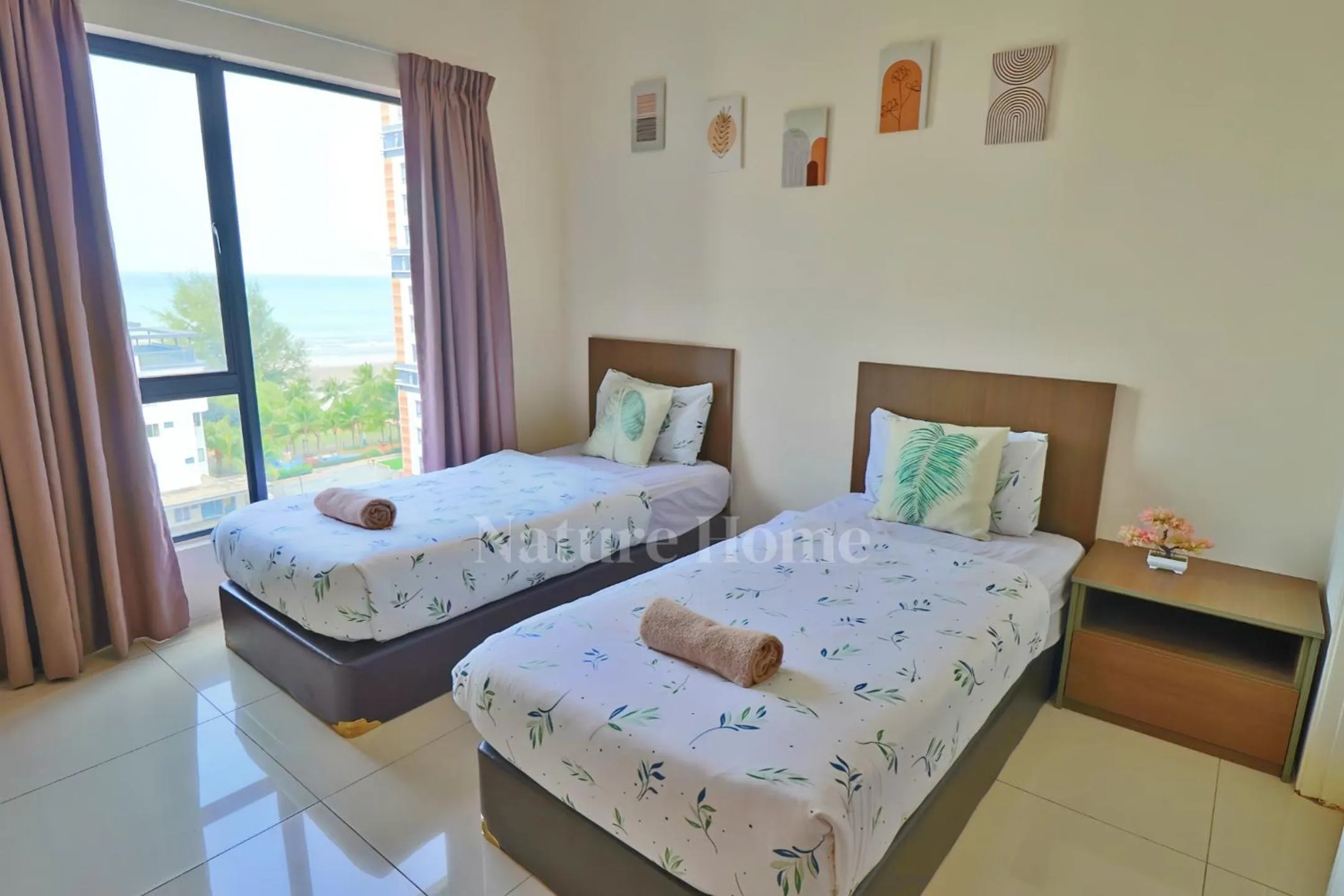 Bed in Nature Home - Swiss Garden Resort Residences - Weekend Free Breakfast