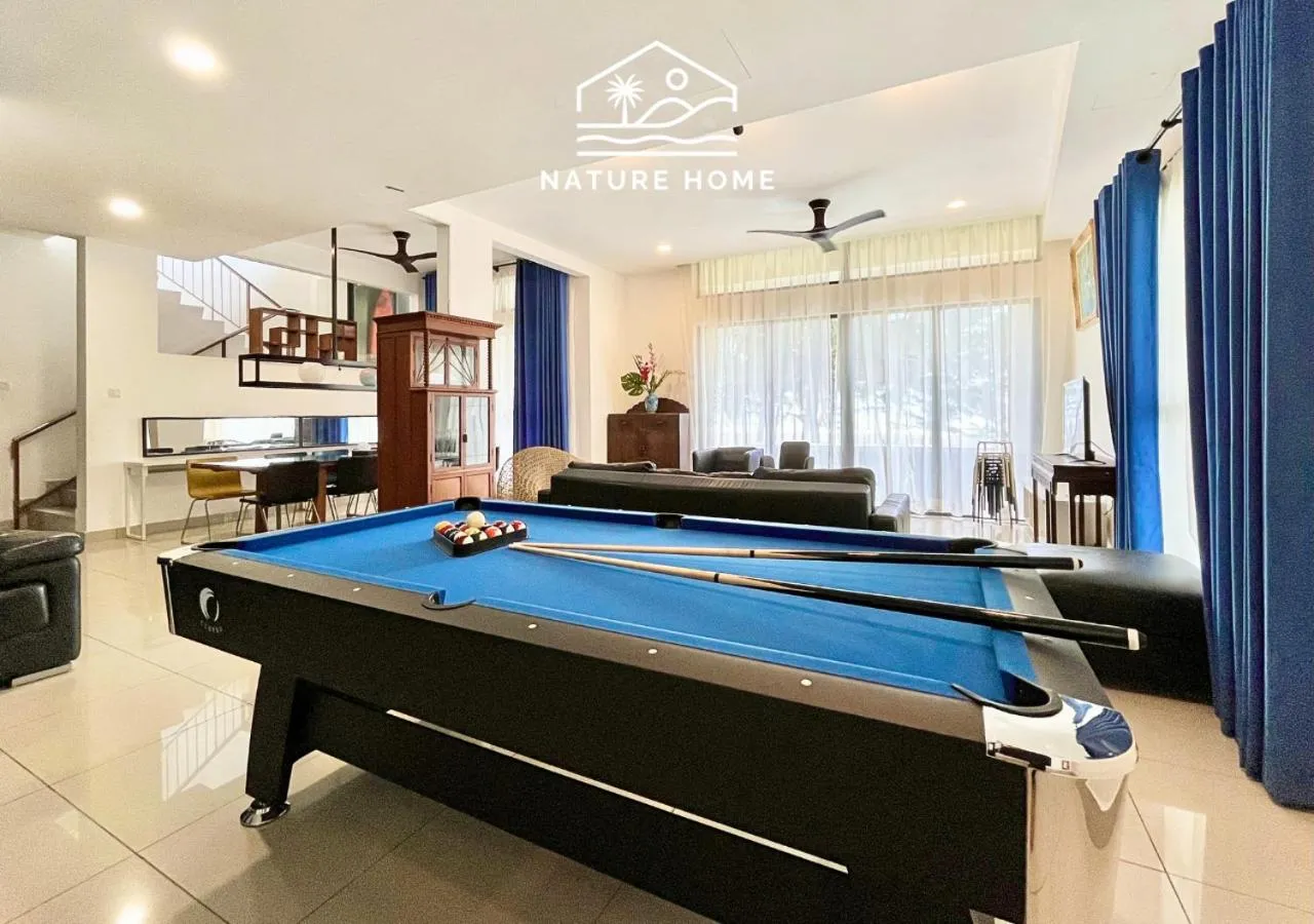 Billiard in Nature Home - Swiss Garden Resort Residences