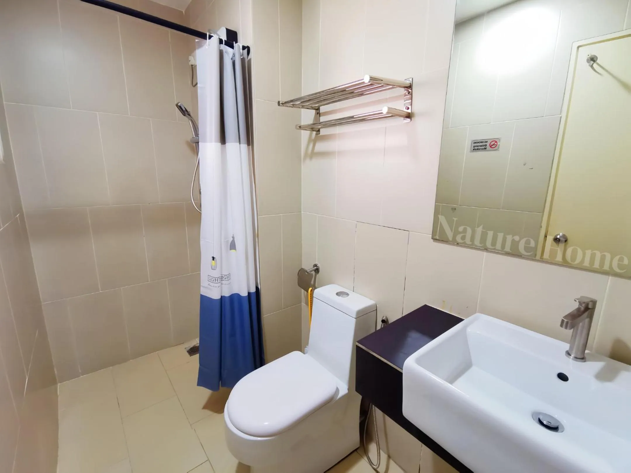 Studio with Pool View in Nature Home - Swiss Garden Resort Residences