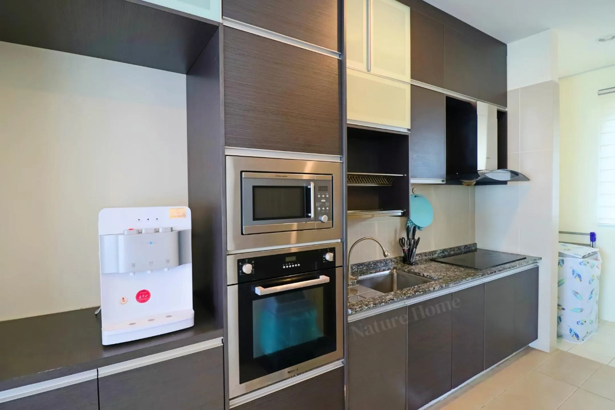 Kitchen or kitchenette in Nature Home - Swiss Garden Resort Residences - Weekend Free Breakfast