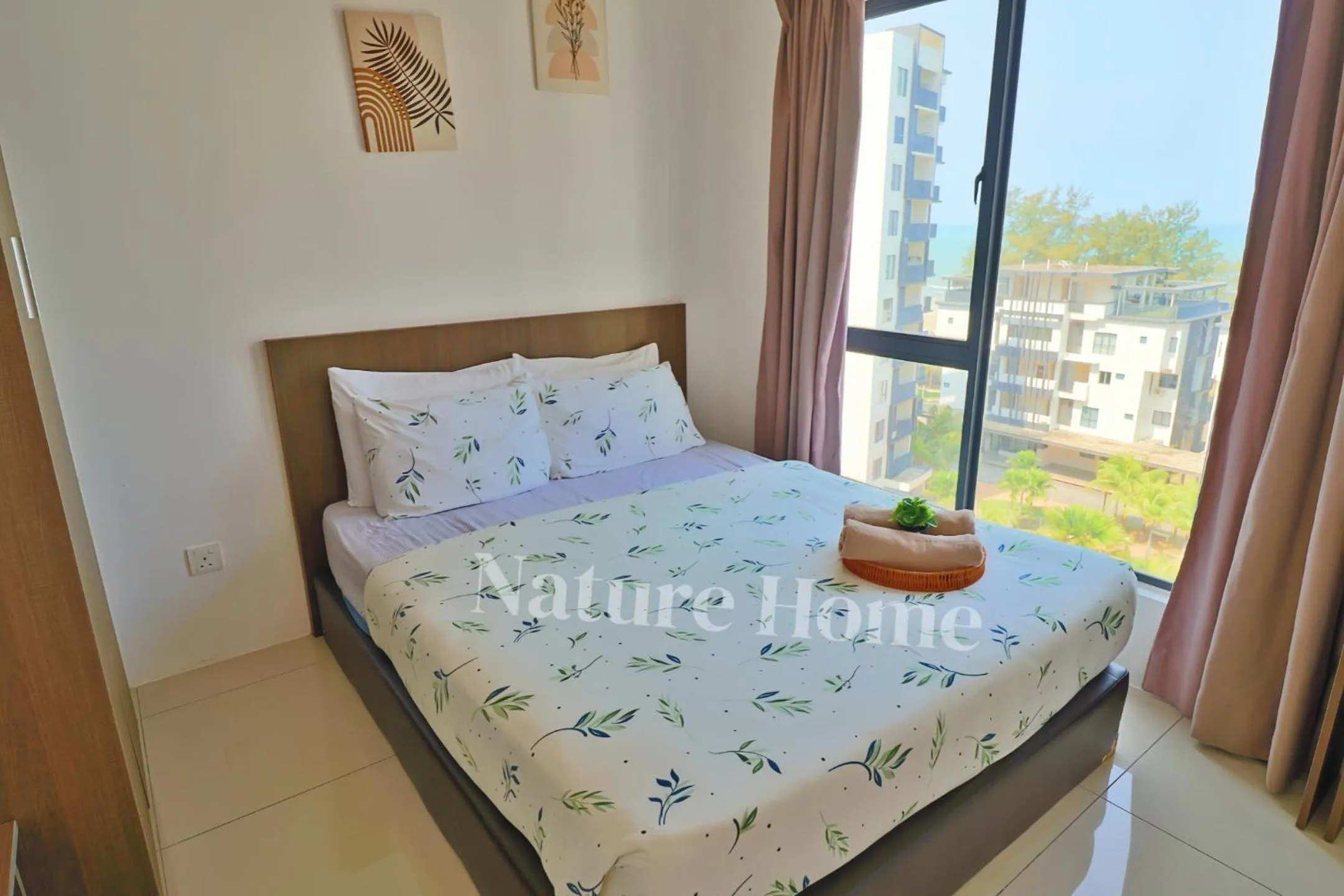 Bed in Nature Home - Swiss Garden Resort Residences - Weekend Free Breakfast