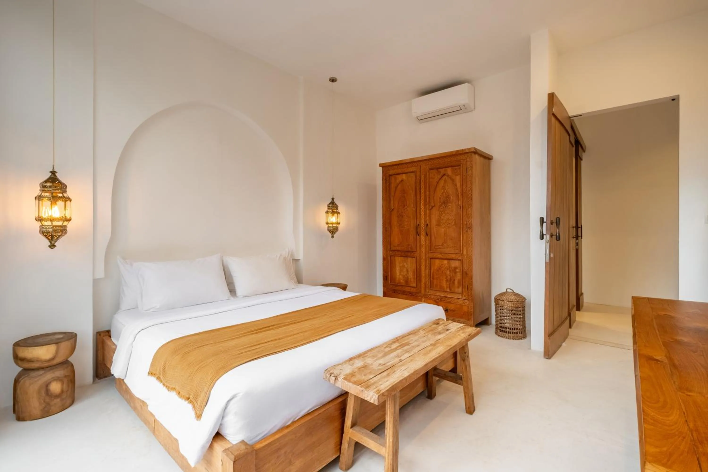 Bed in Villa Akhila Canggu