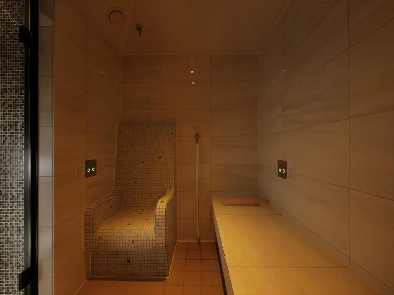 Sauna, Bed in Hachikan Sauna, Bed in Hachikan