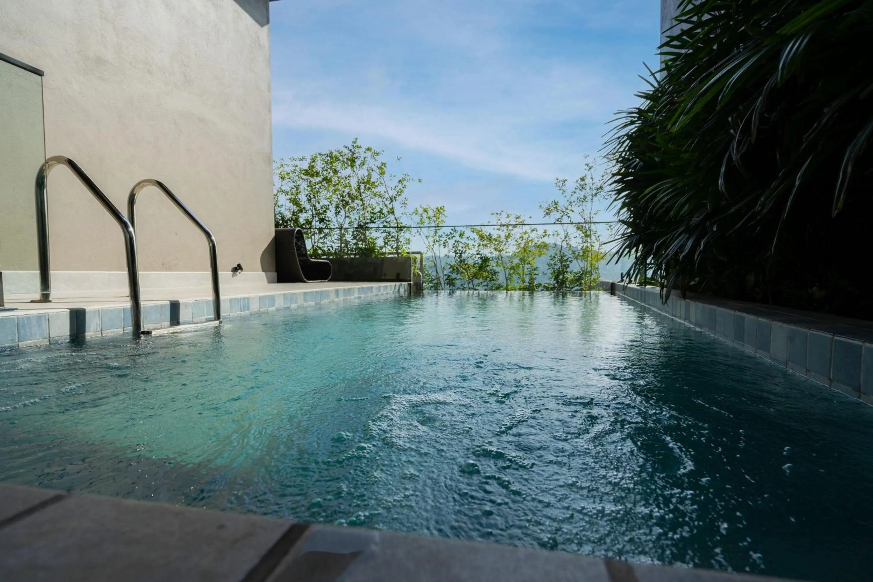 Swimming pool in Rivora Heights