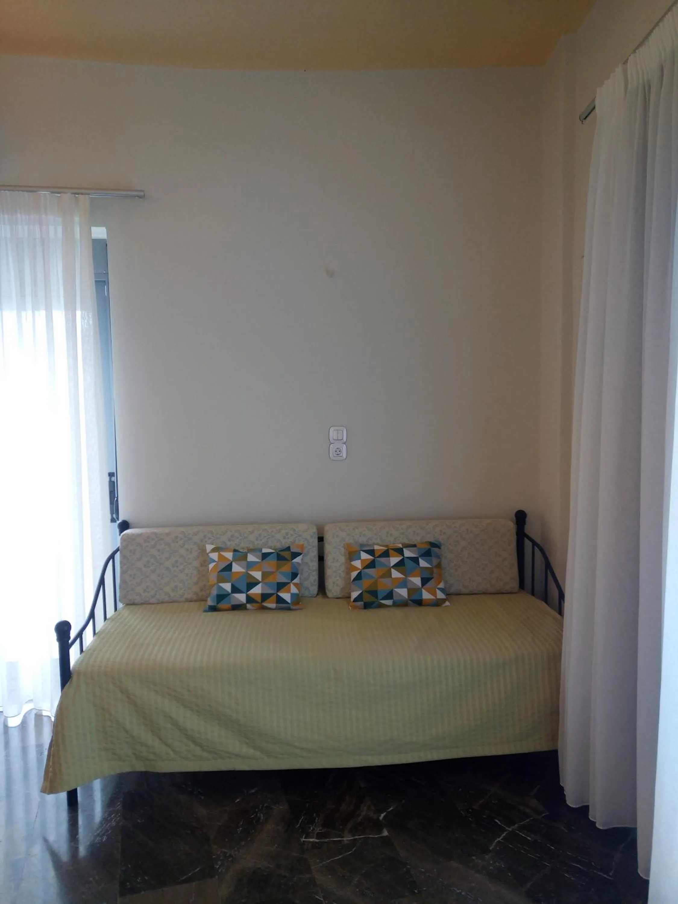 Bed in Horizon Beach Hotel