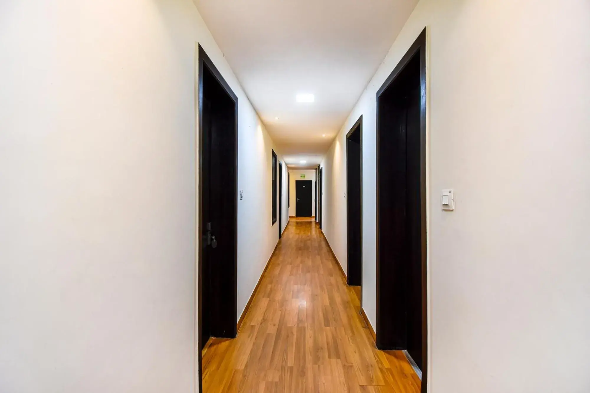 Lobby or reception in FabExpress Black Diamond Lobby or reception in FabExpress Black Diamond