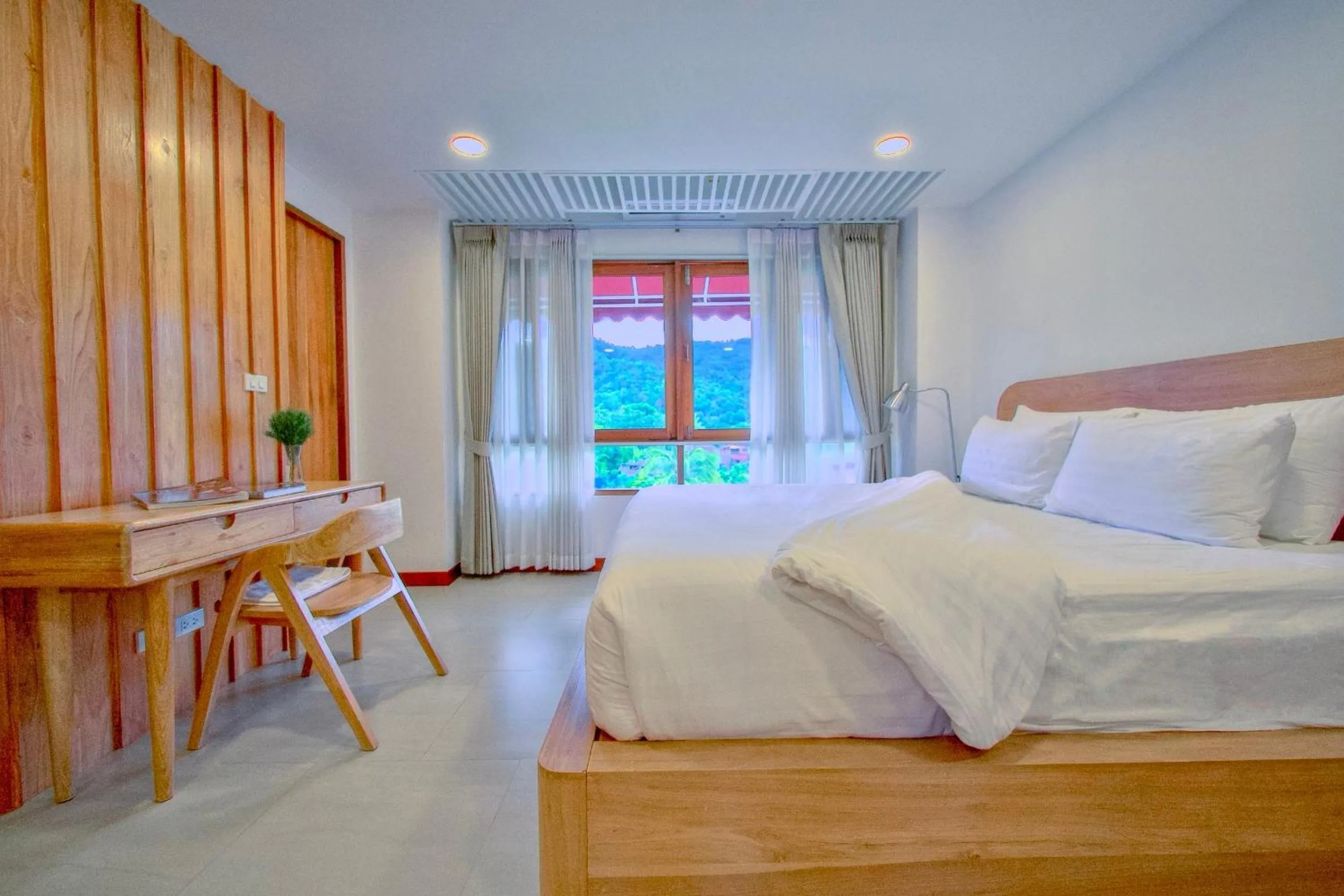 Bed in 108 Villa @ PongYang