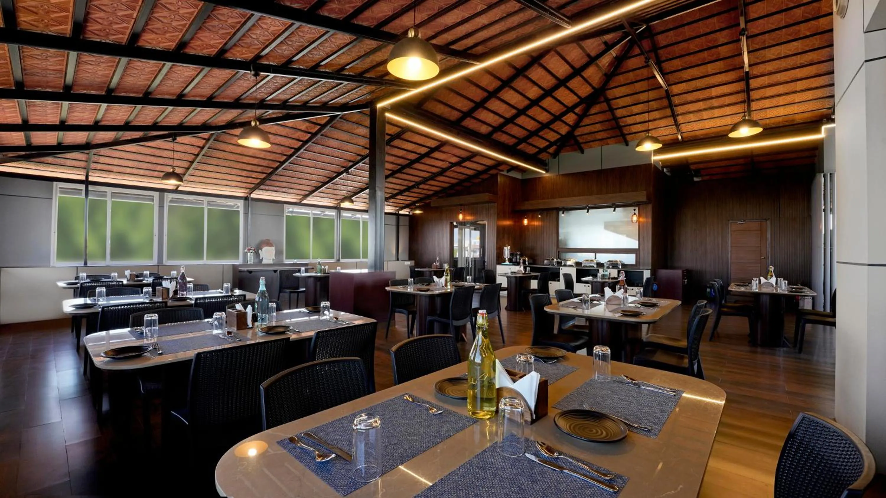 Restaurant/places to eat in Hotel Gwen By Rivido, Near IIM Bangalore Bannerghatta Road