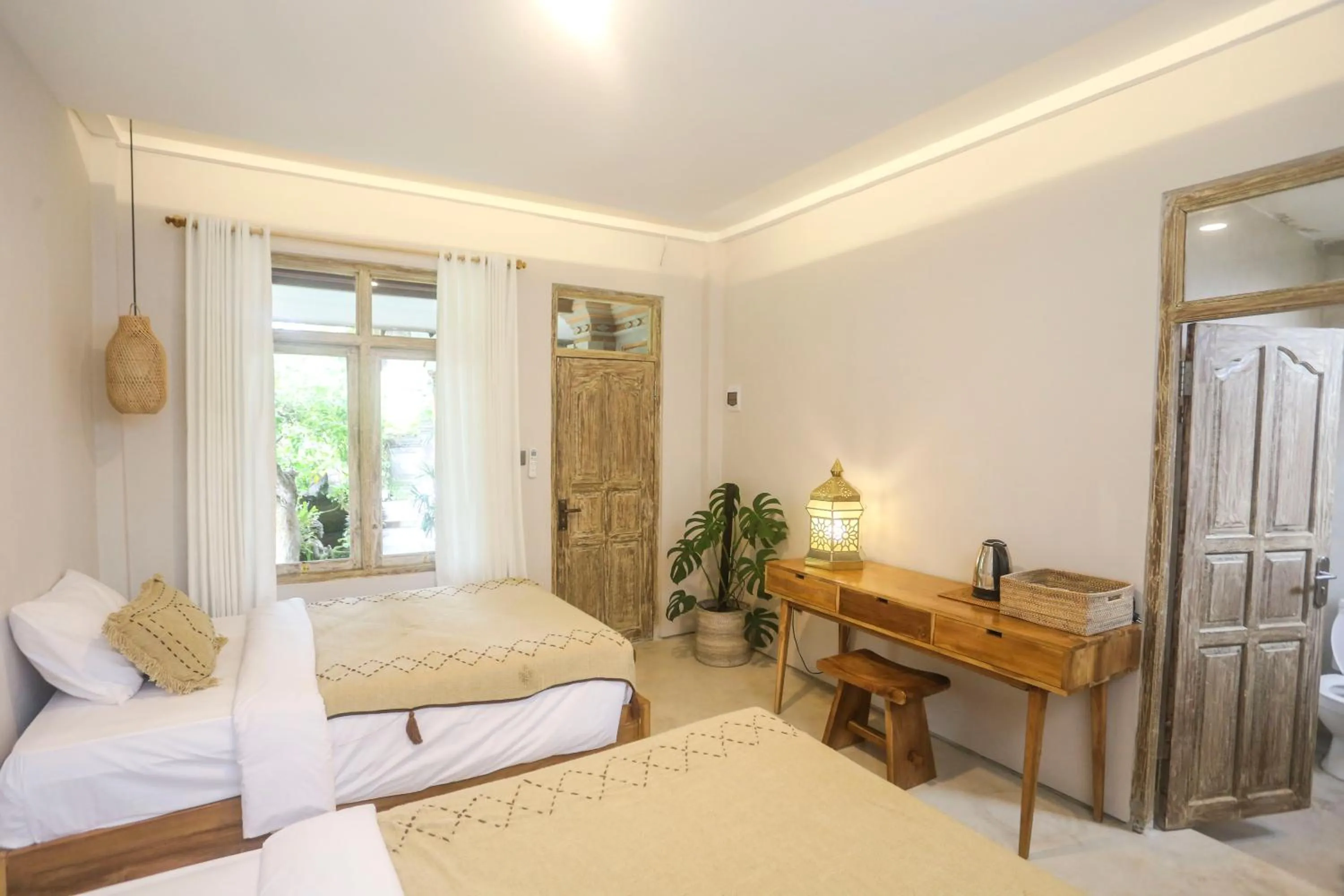 Bed in Down The Rabbit Hole