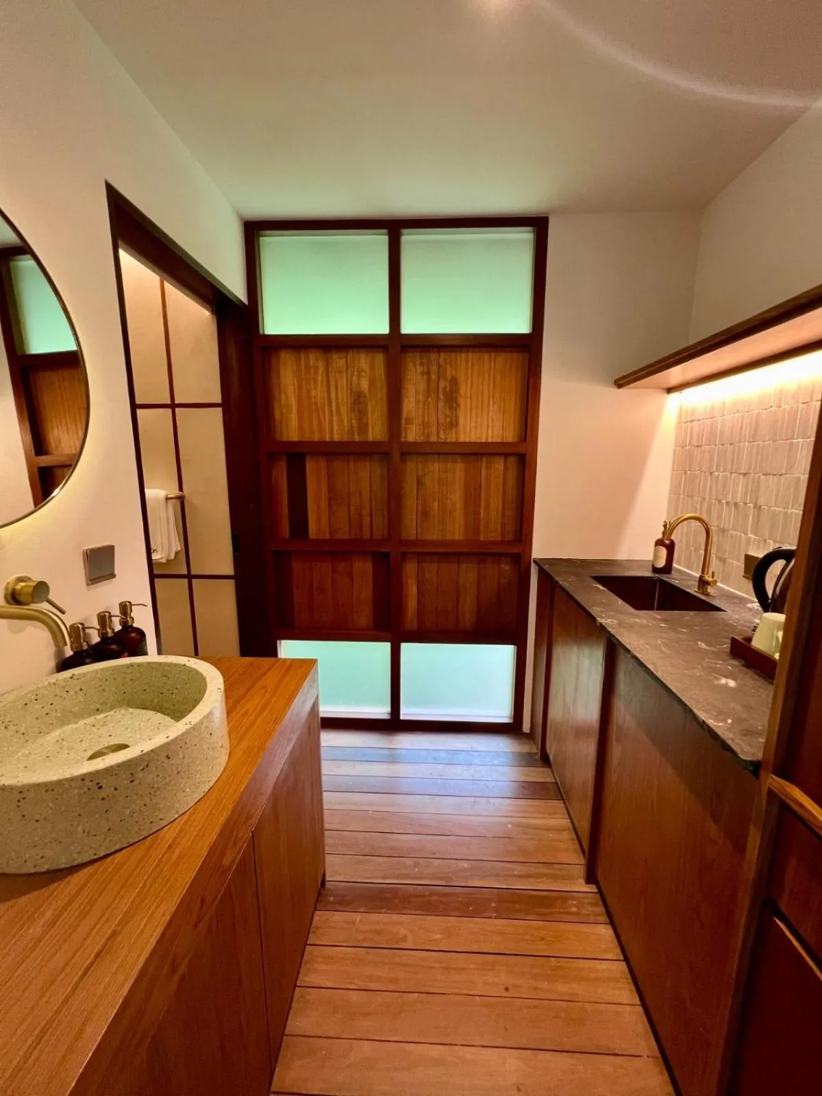 Kitchen or kitchenette in Grün Uluwatu