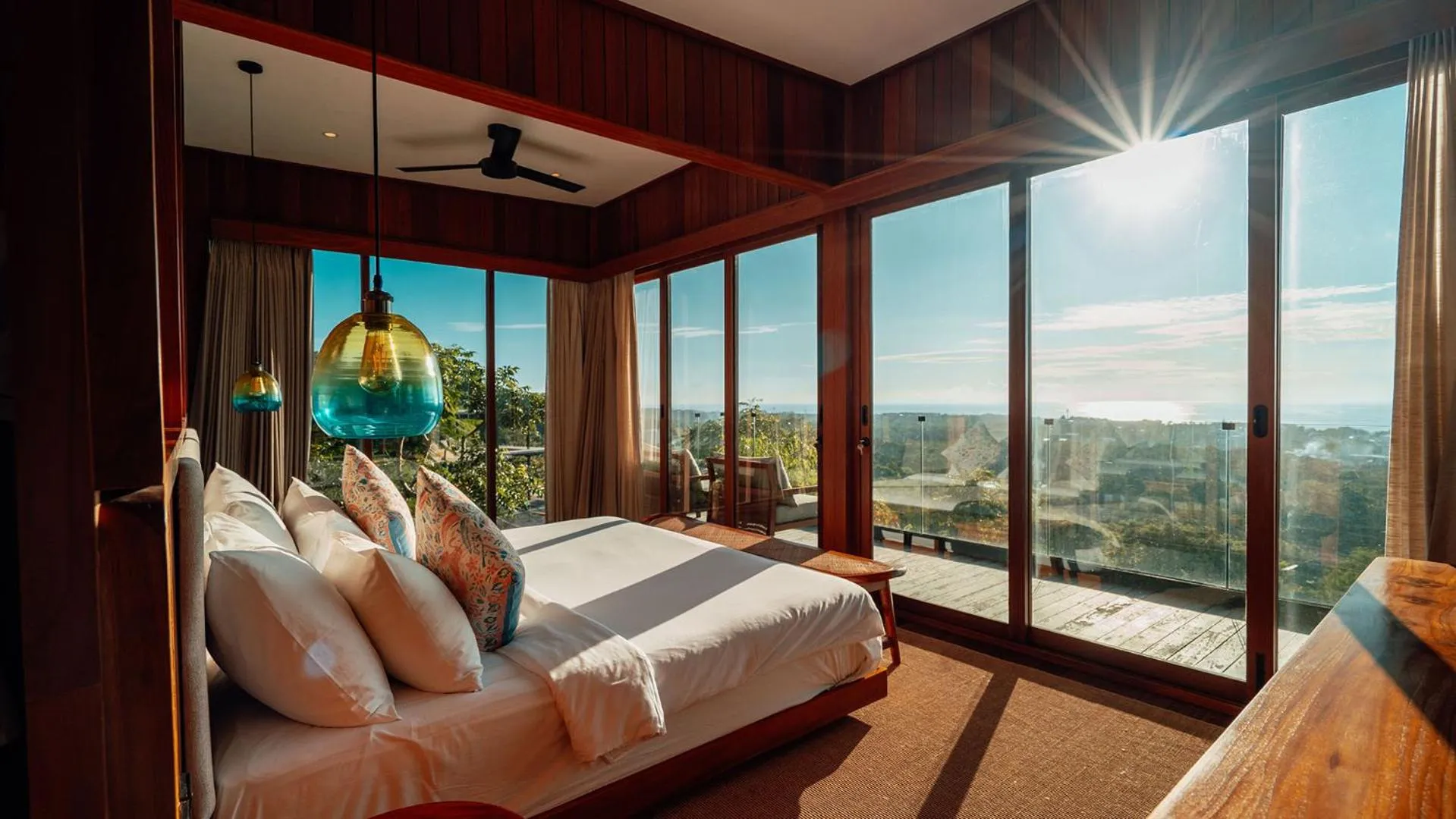 Bed in Grün Uluwatu