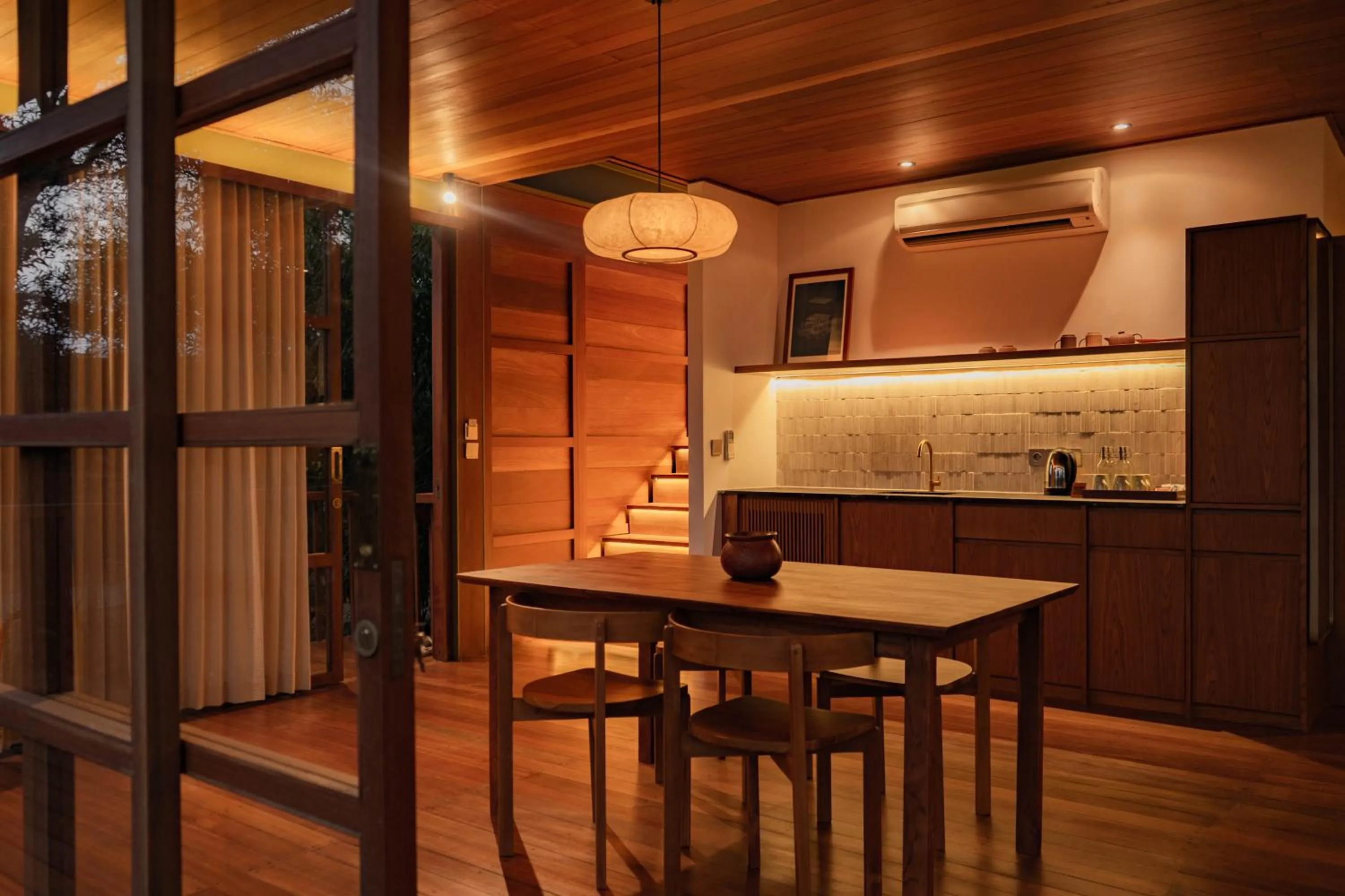 Dining area in Grün Uluwatu