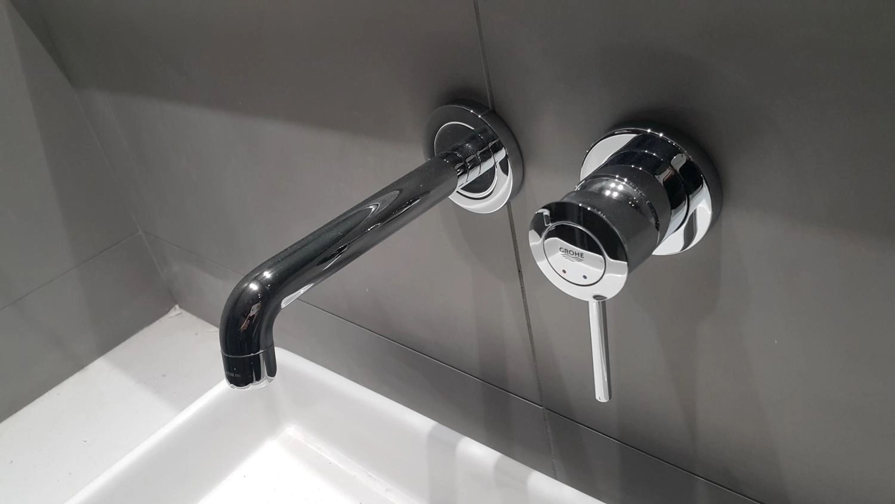 Bathroom in Castello City Hotel