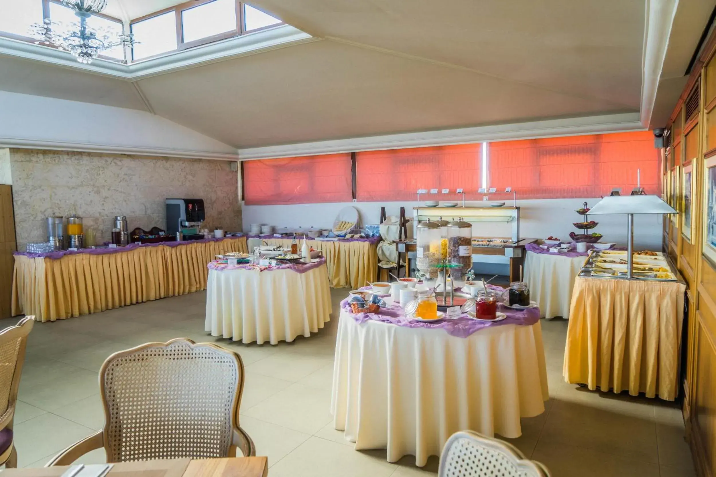 Buffet breakfast in Castello City Hotel Buffet breakfast in Castello City Hotel