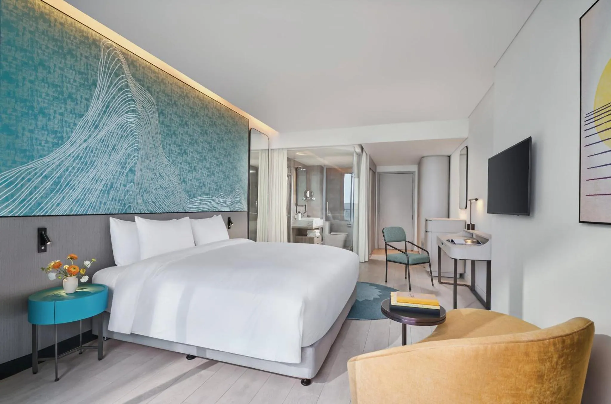 Photo of the whole room, Bed in voco Ma Belle Danang by IHG