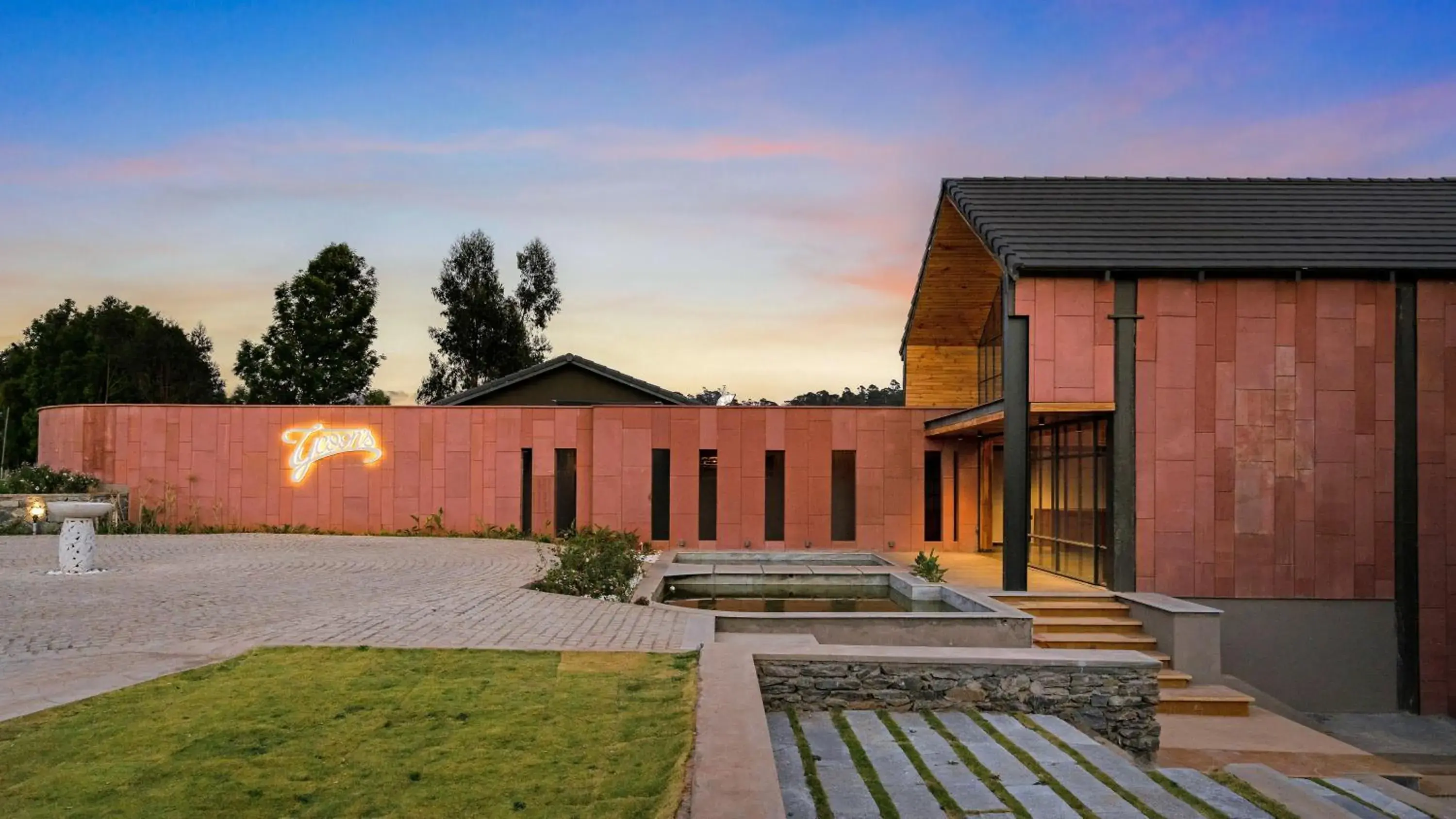 Property building in WelcomHeritage Ayatana Ooty Property building in WelcomHeritage Ayatana Ooty