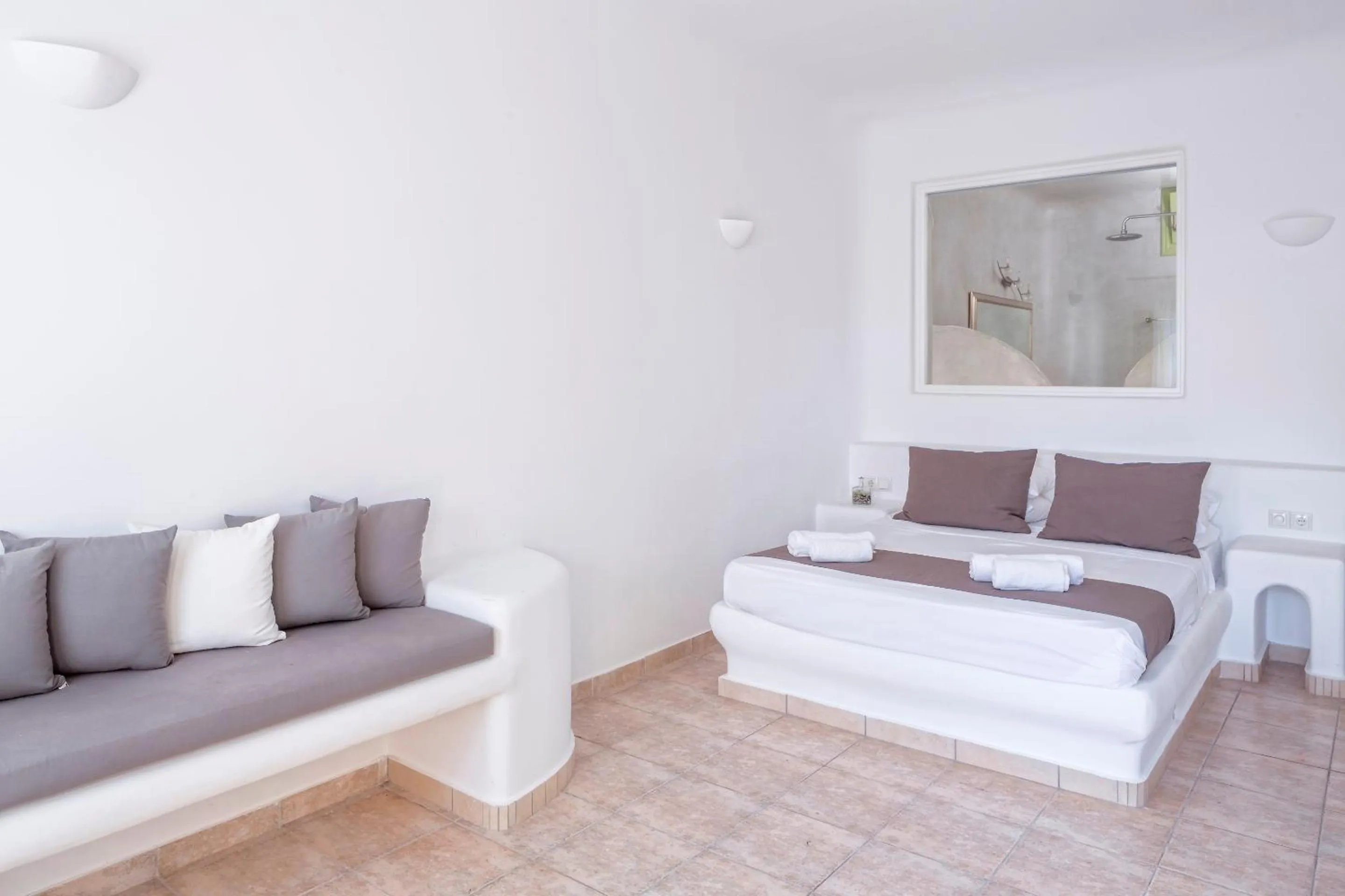 Bed in Aelia by Eltheon