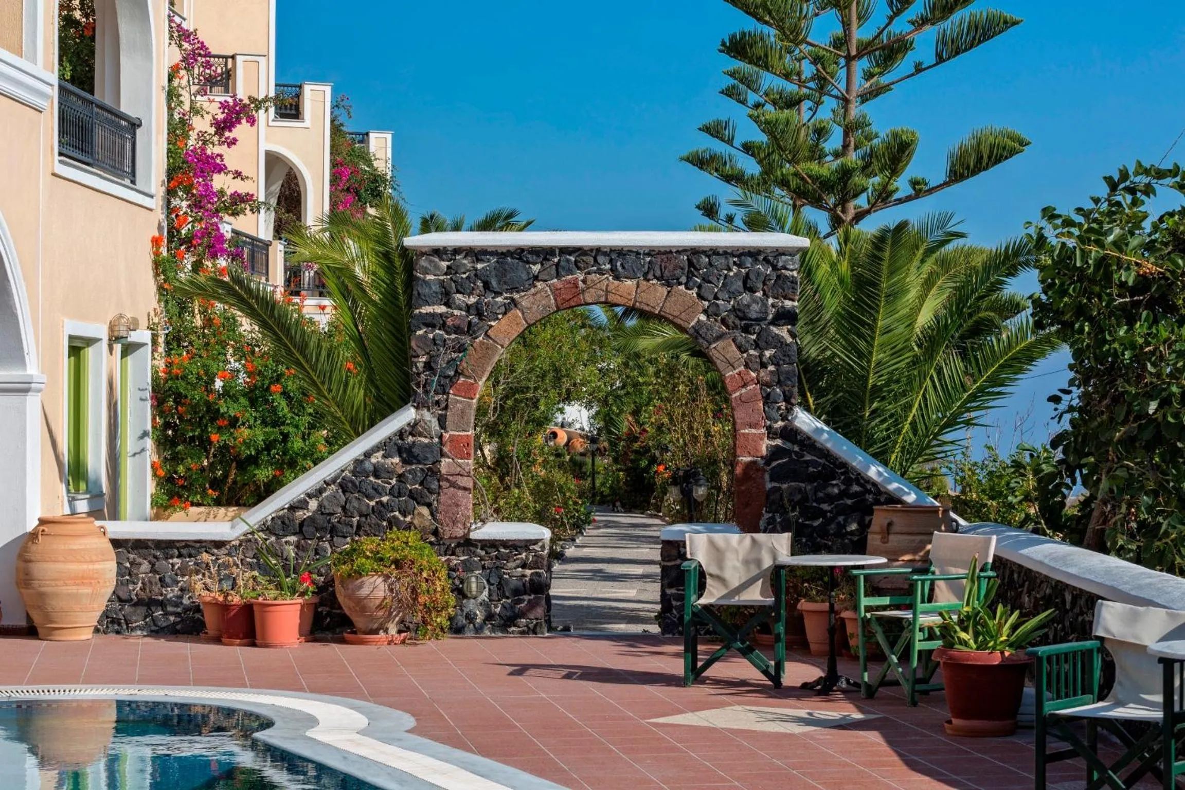 Garden in Aelia by Eltheon