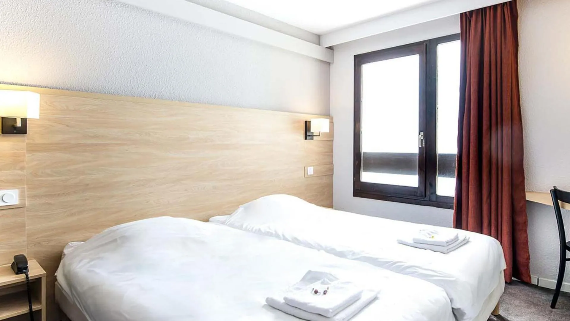 Bedroom, Bed in Villages Clubs du Soleil - LES MENUIRES