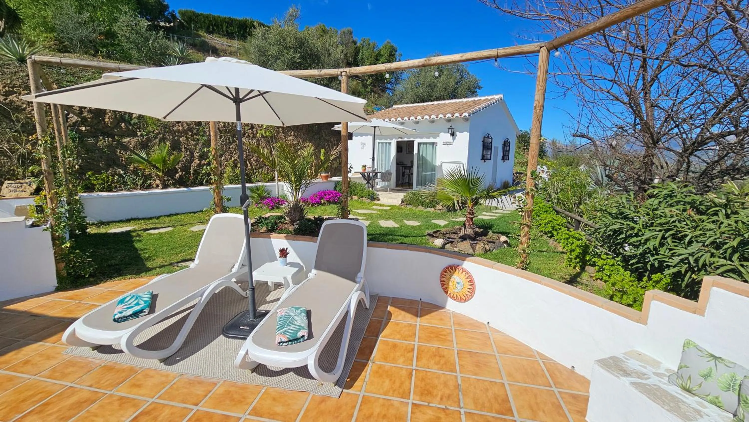 Property building in Casita Johanna