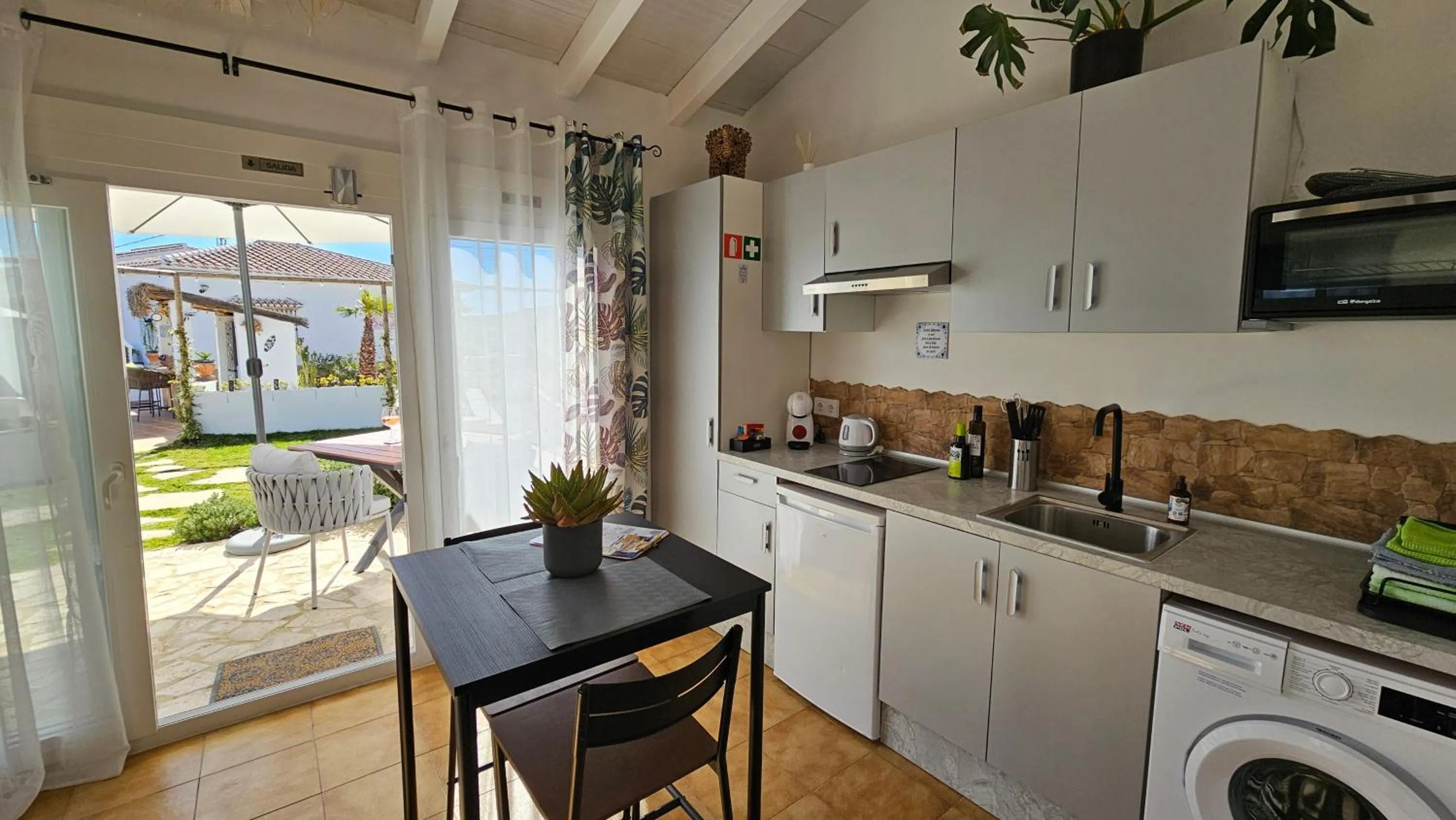 Kitchen or kitchenette in Casita Johanna