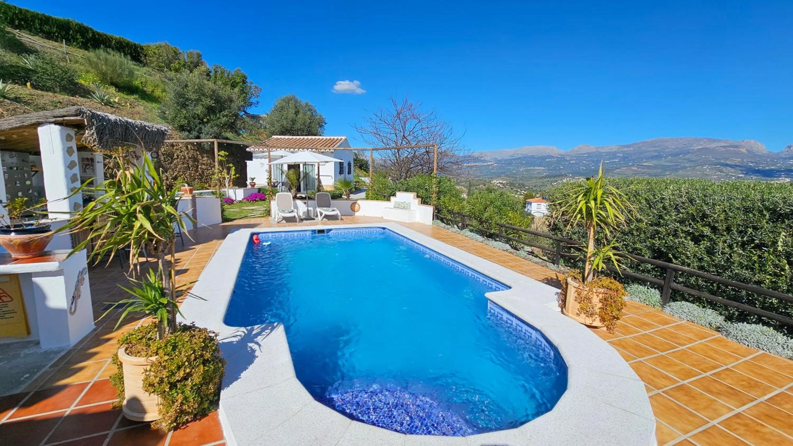 Property building in Casita Johanna