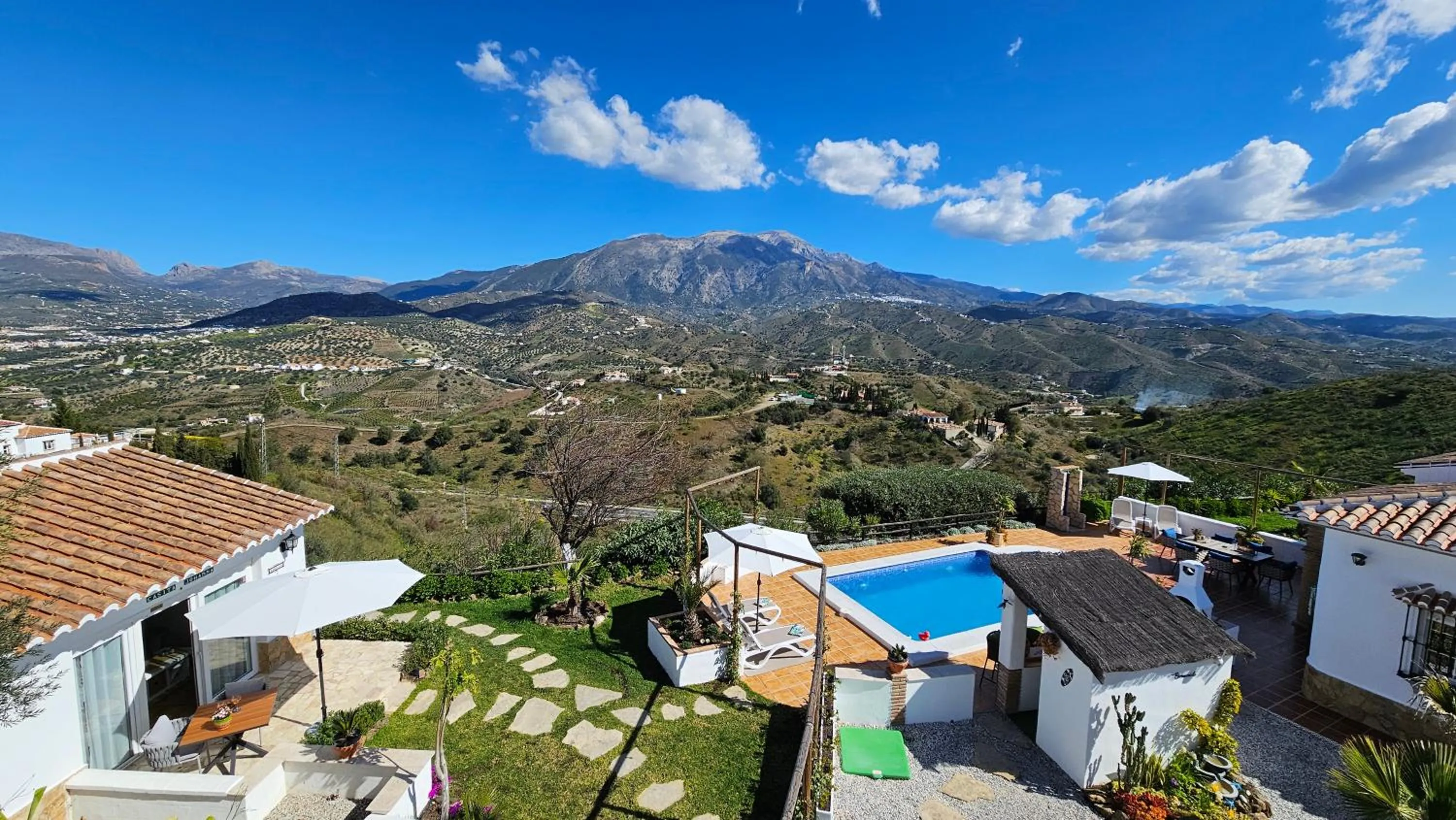 Property building in Casita Johanna