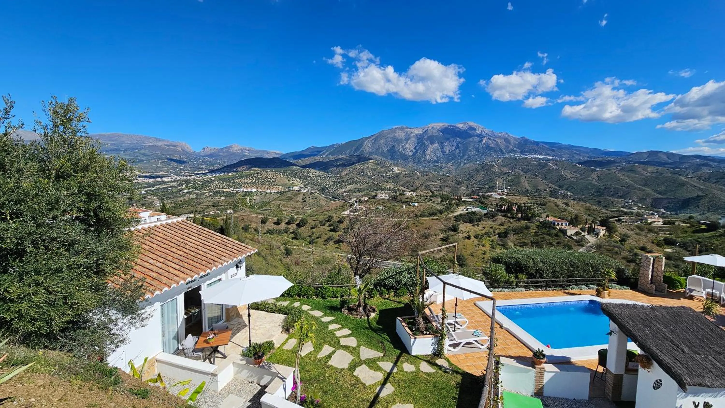 Property building in Casita Johanna