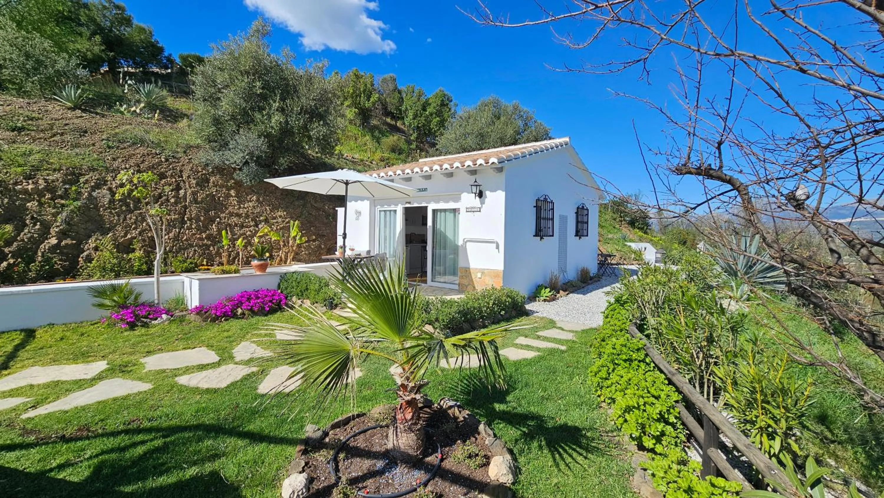 Property building in Casita Johanna