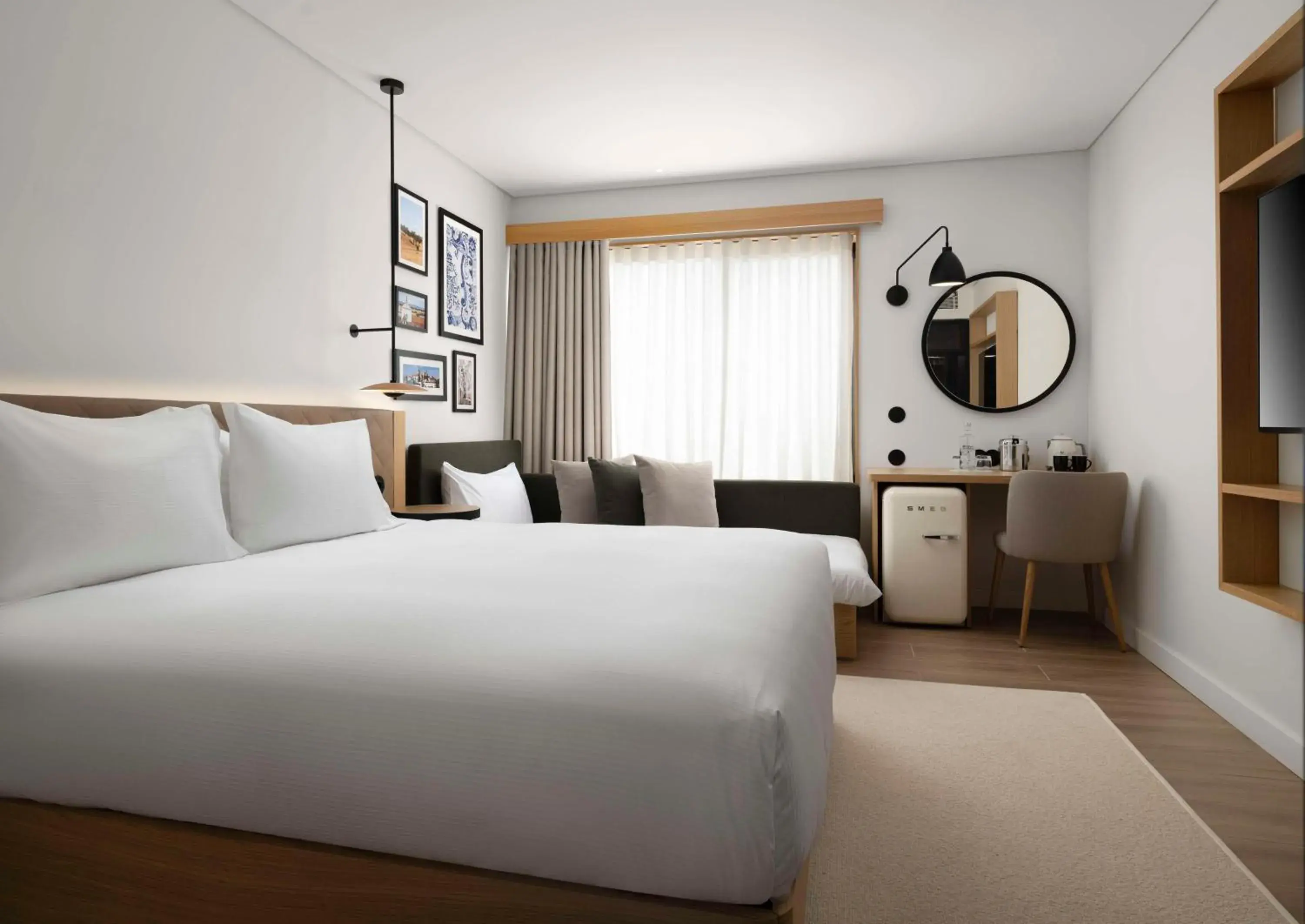 King Room with Sofa Bed in Hilton Garden Inn Evora King Room with Sofa Bed in Hilton Garden Inn Evora