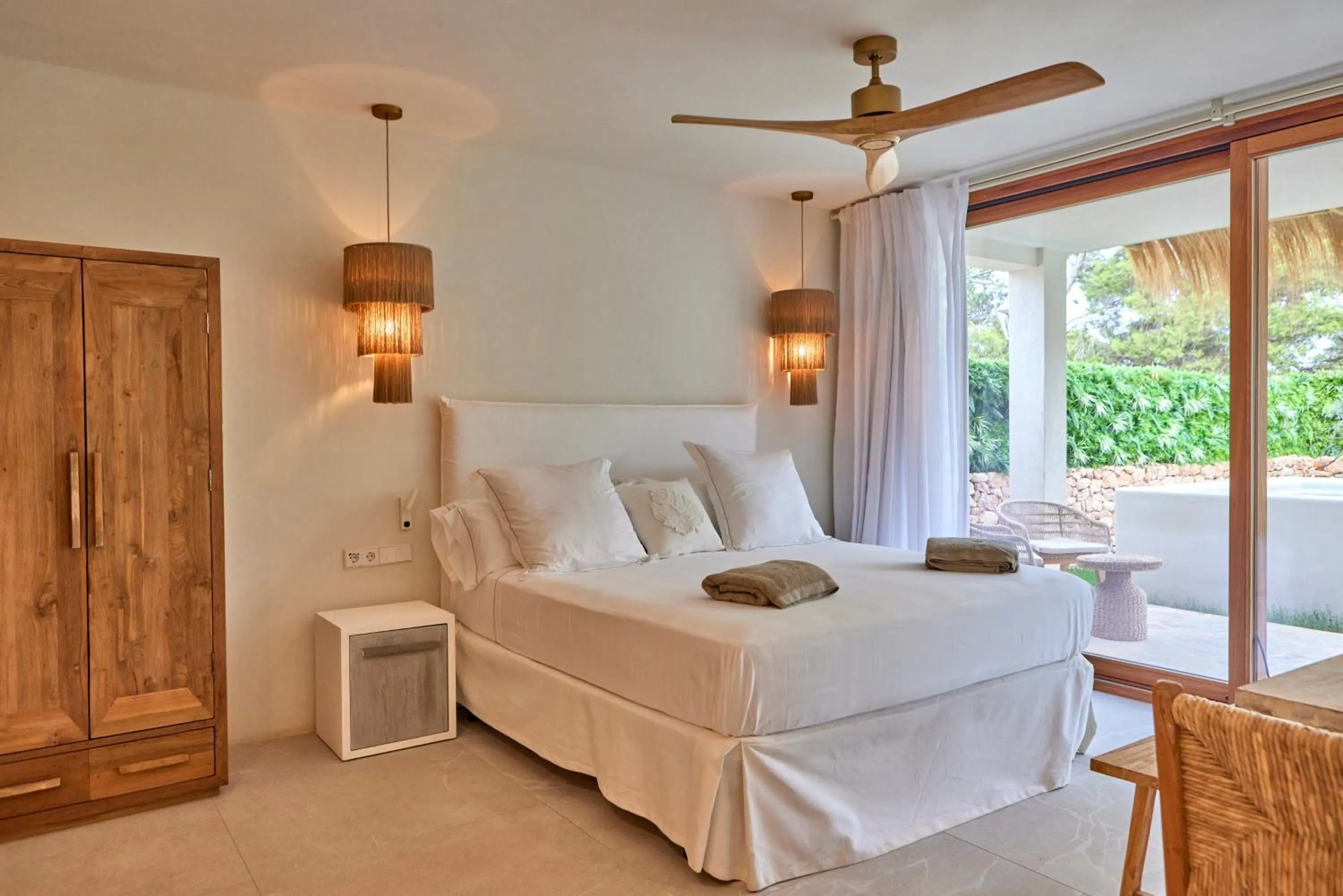 Photo of the whole room, Bed in Mar Suites Formentera by Universal Beach Hotels