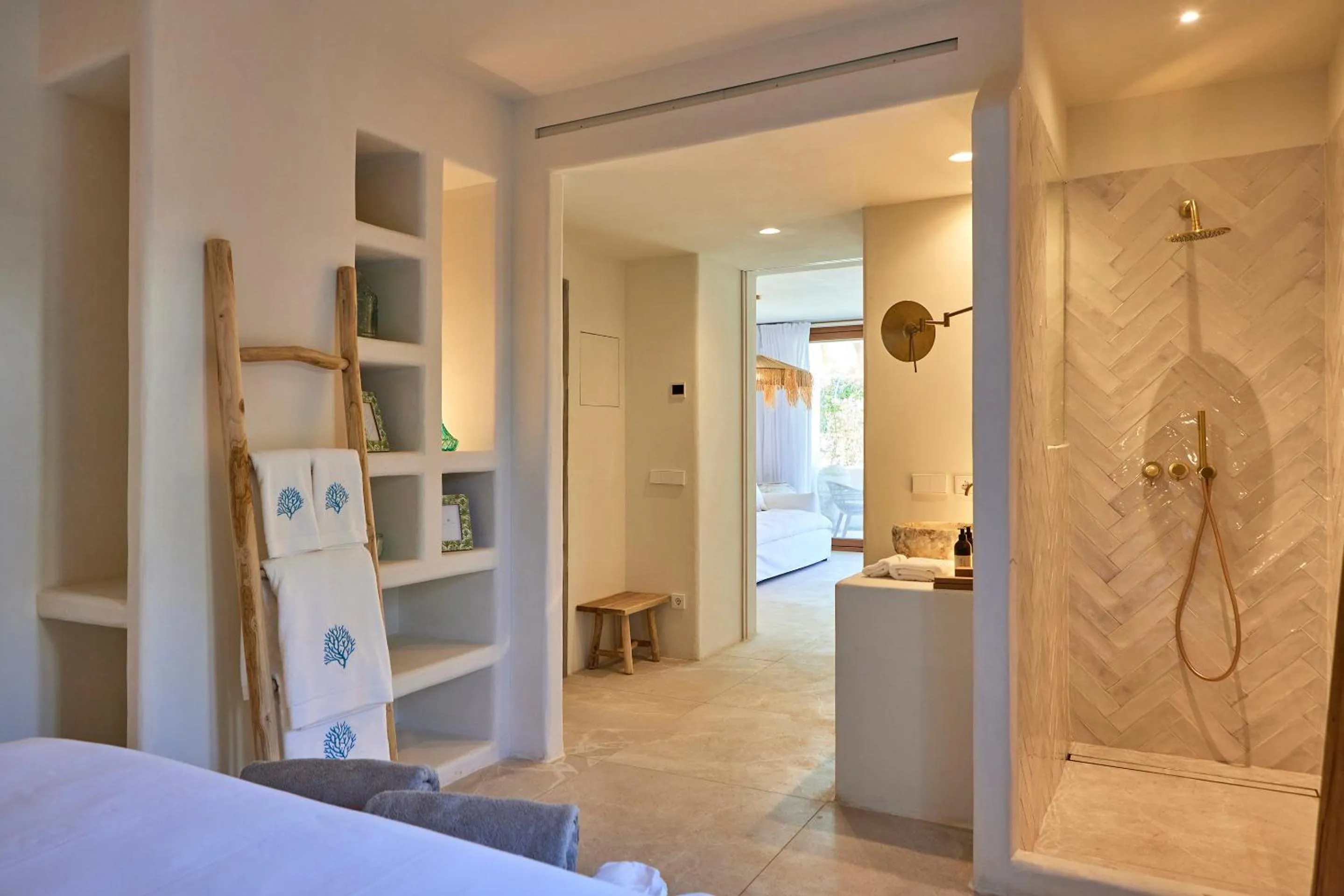 Shower, Bed in Mar Suites Formentera by Universal Beach Hotels