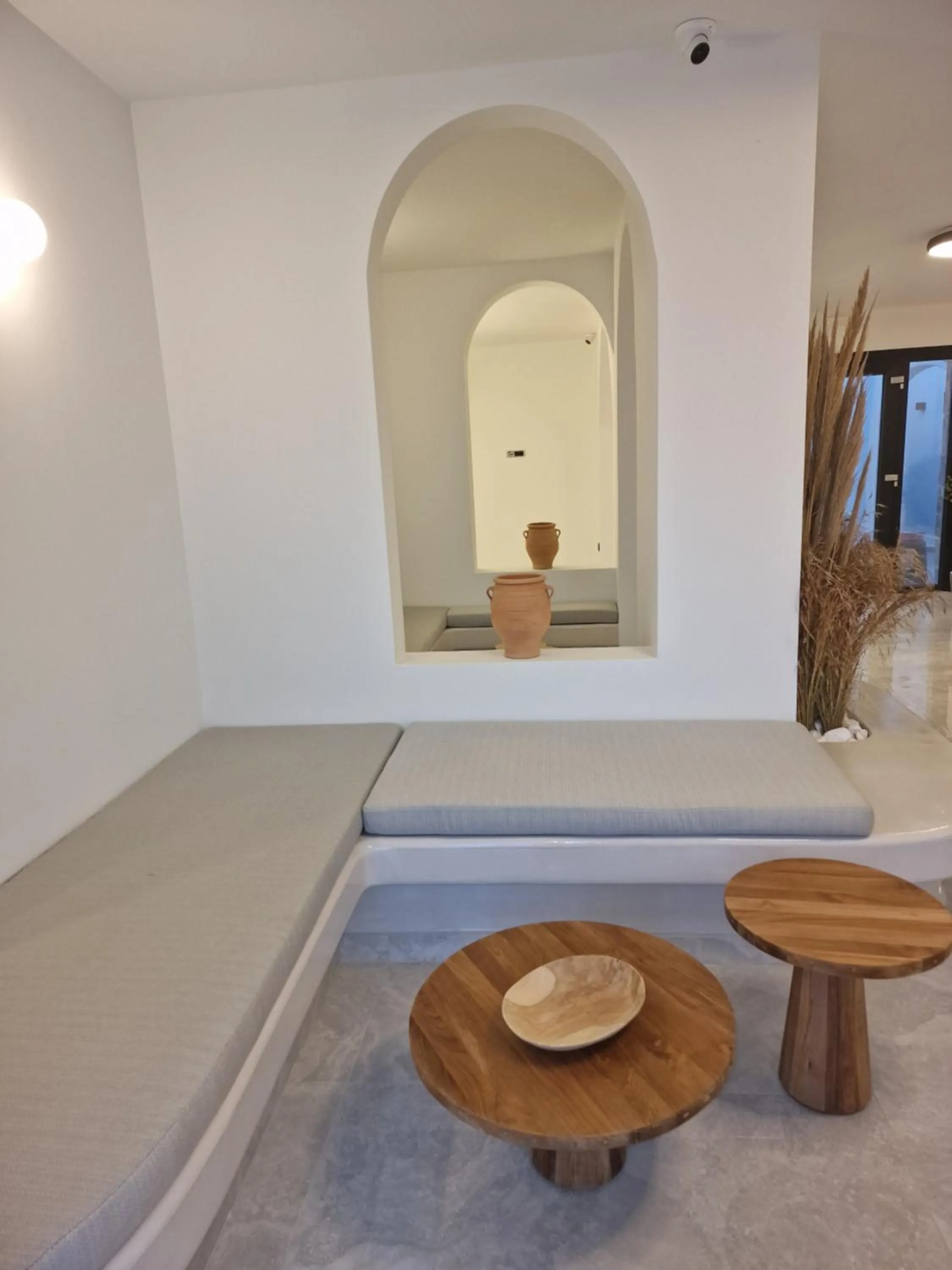 Seating area, Bed in Cuore Santo Suites