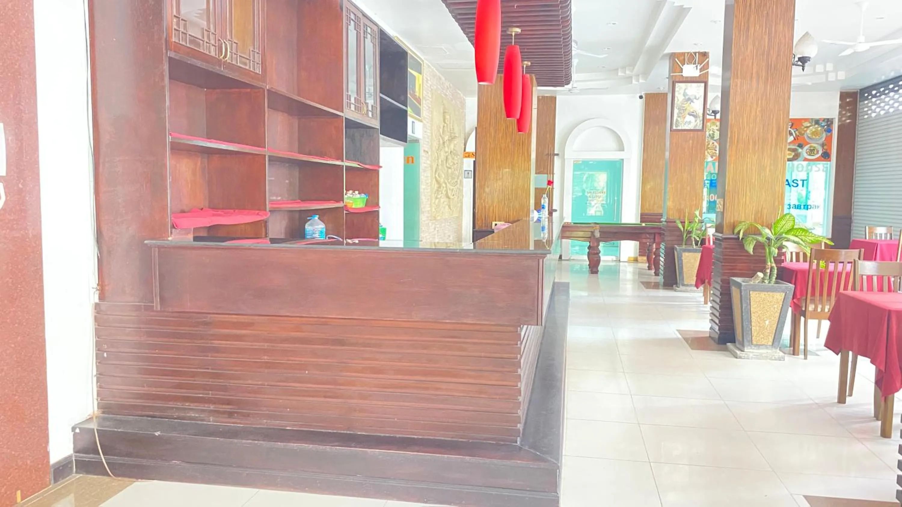 Restaurant/places to eat in SM Patong Resort