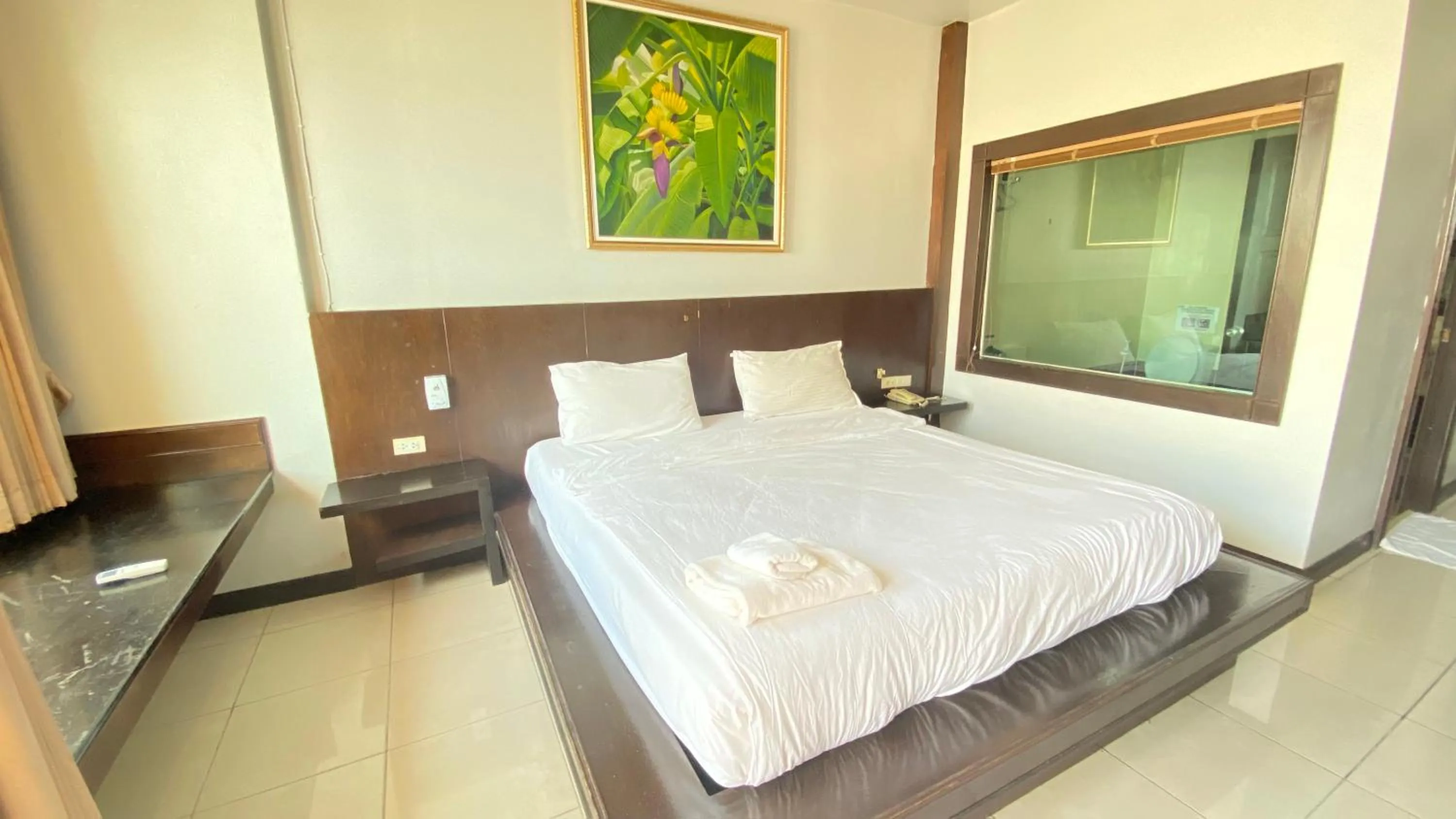 Bed in SM Patong Resort