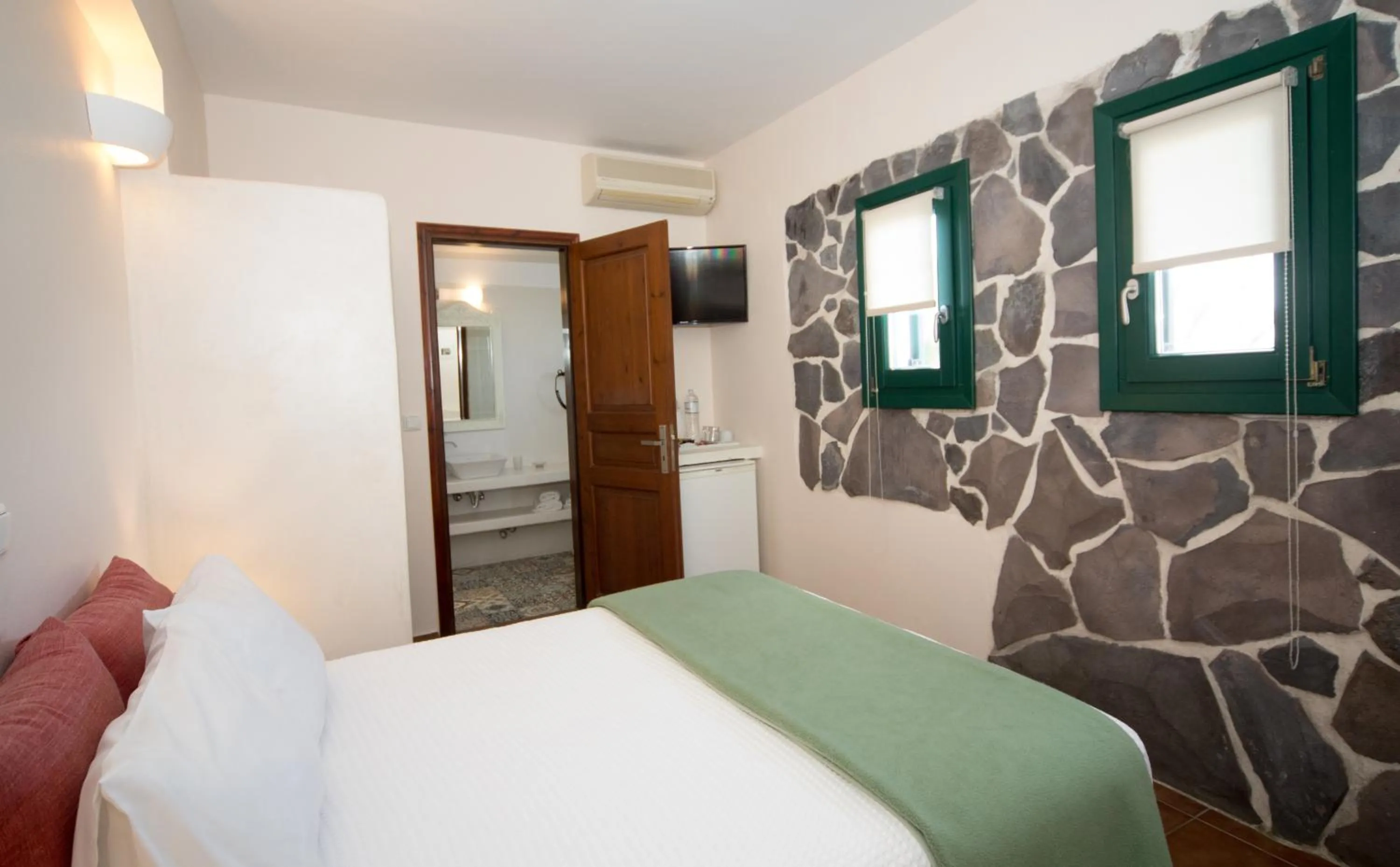 Bed in Costa Marina Villas