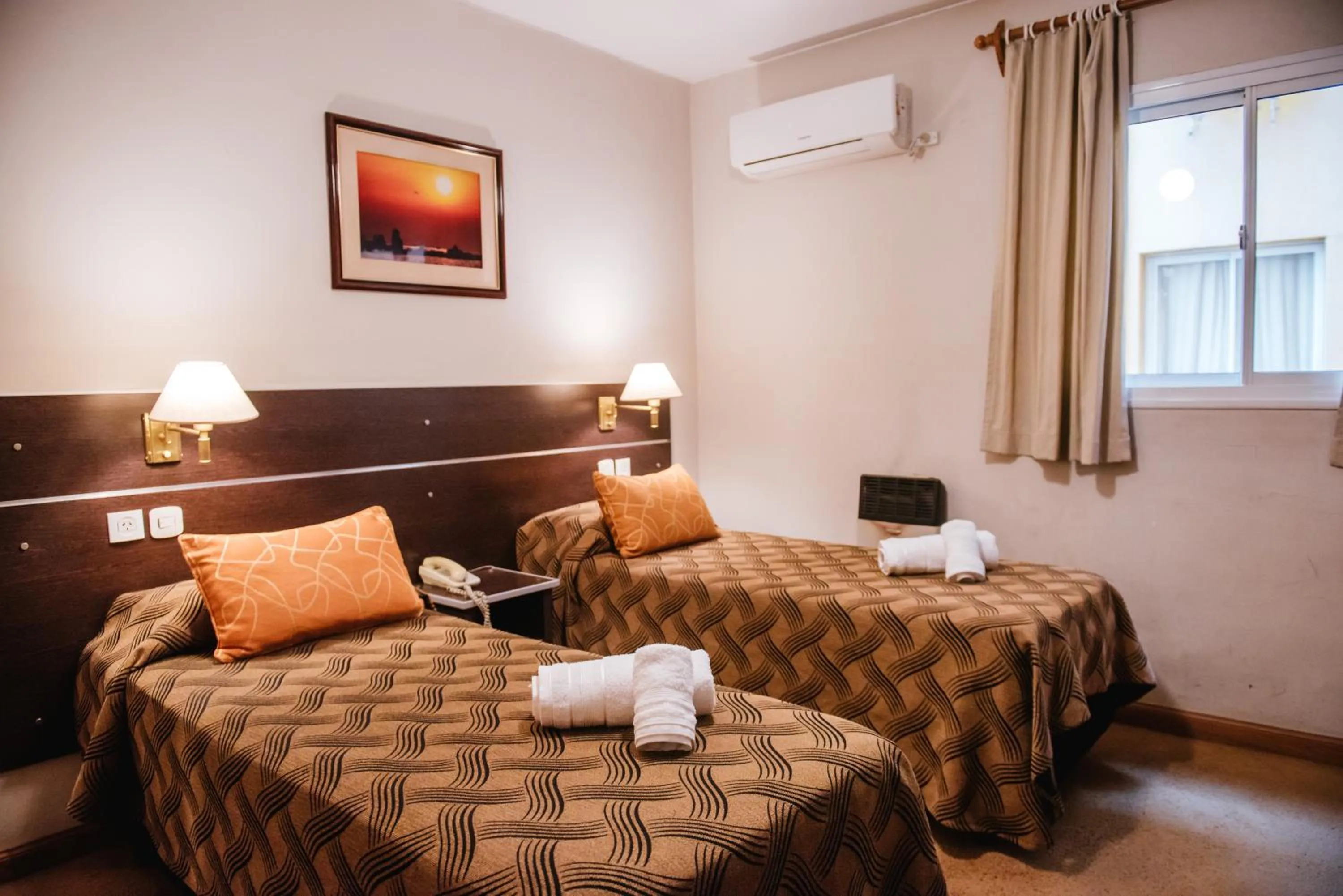 Photo of the whole room in Hotel Pacífico